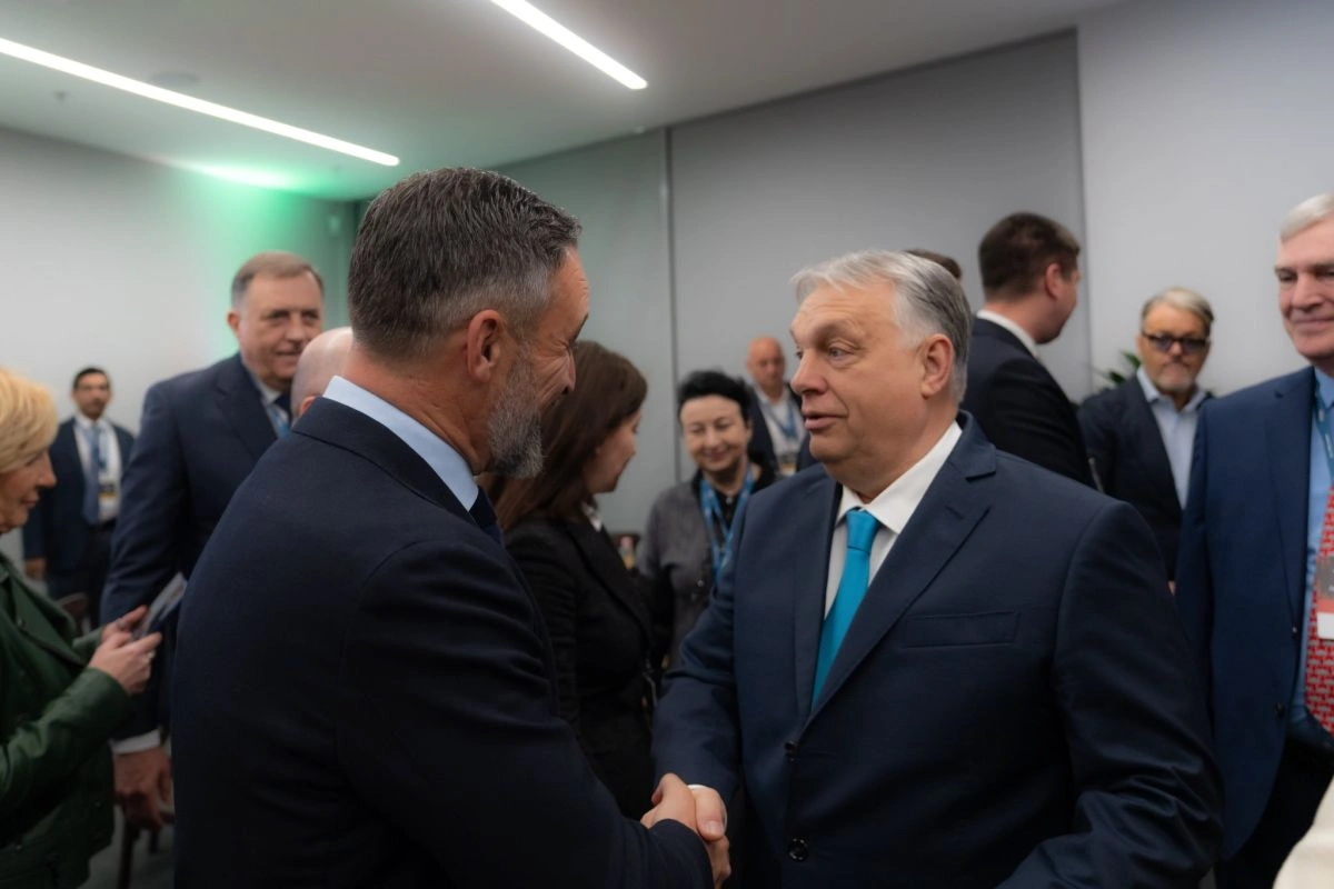 Abascal agradeció a Viktor Orbán por proteger europa