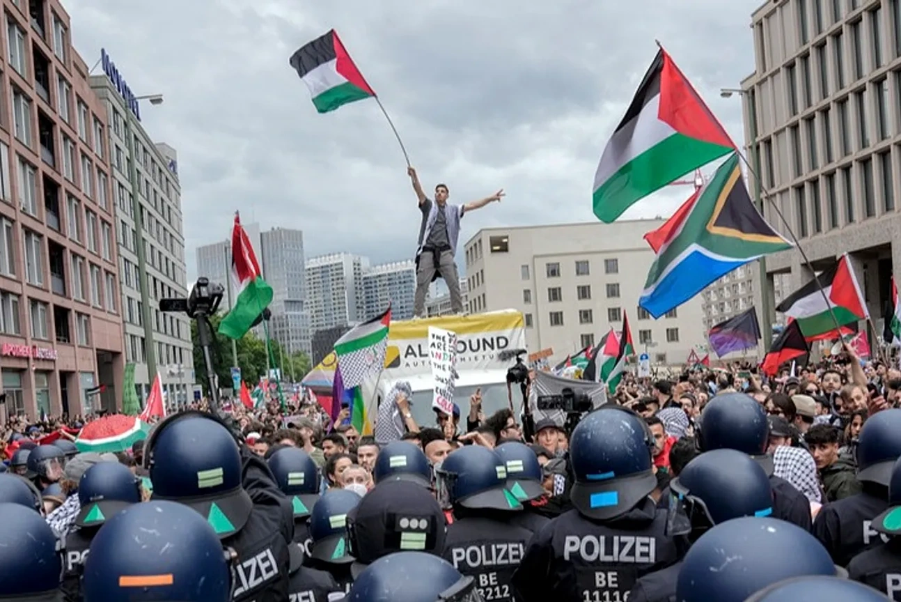 96% of security threat cases in Germany involve Islam