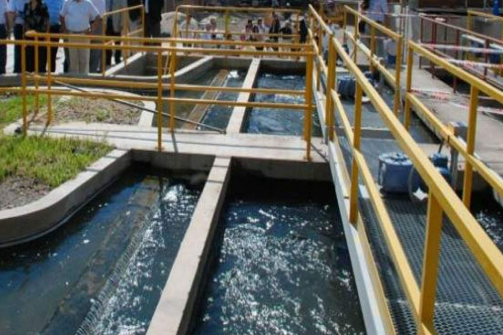 La administración actual debe afrontar además una pesada deuda generada por gestiones anteriores que no pagaban el agua en bloque ni a EPEC. 