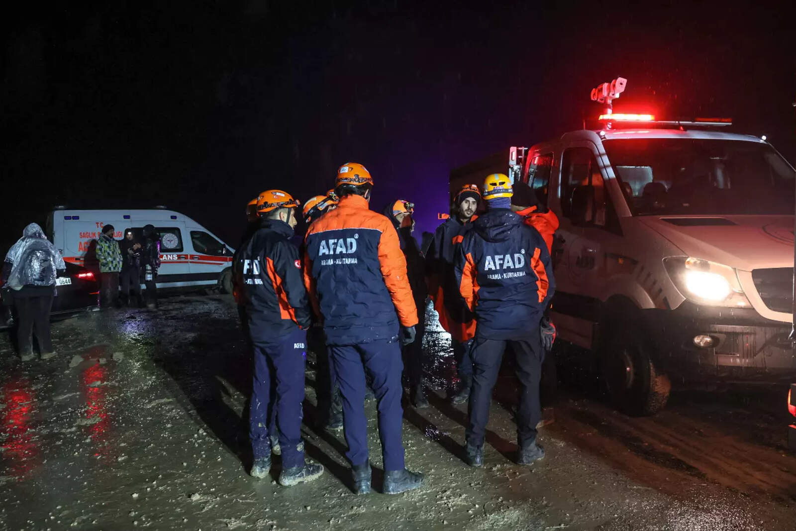 El accidente se produjo cerca del pueblo turco de Kesikkavak y los funcionarios turcos han descartado un sabotaje como causa de la tragedia