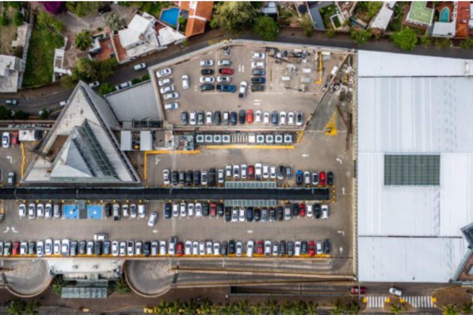 El proyecto La iniciativa privada implica una inversión de US$ 15 millones y proyecta expandir la superficie operativa del complejo en un 30% total.