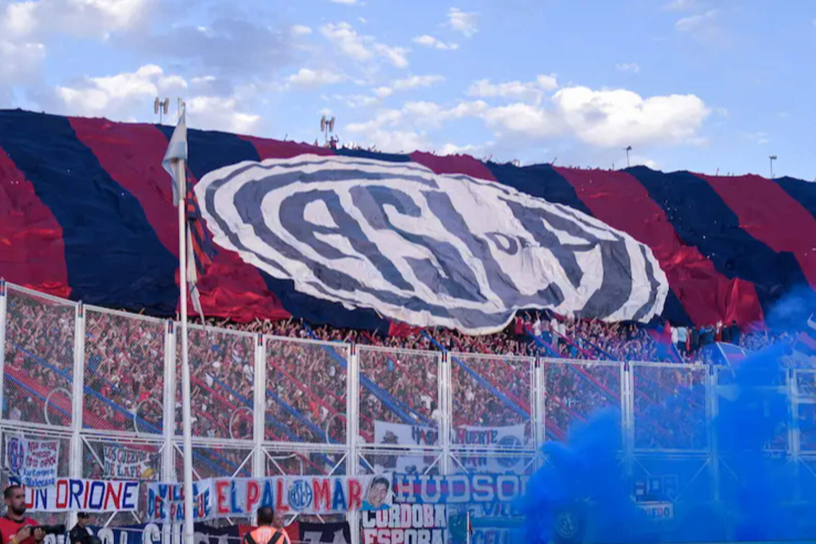 Asamblea Extraordinaria en San Lorenzo: se definieron la fecha de las elecciones anticipadas y el gobierno de transición