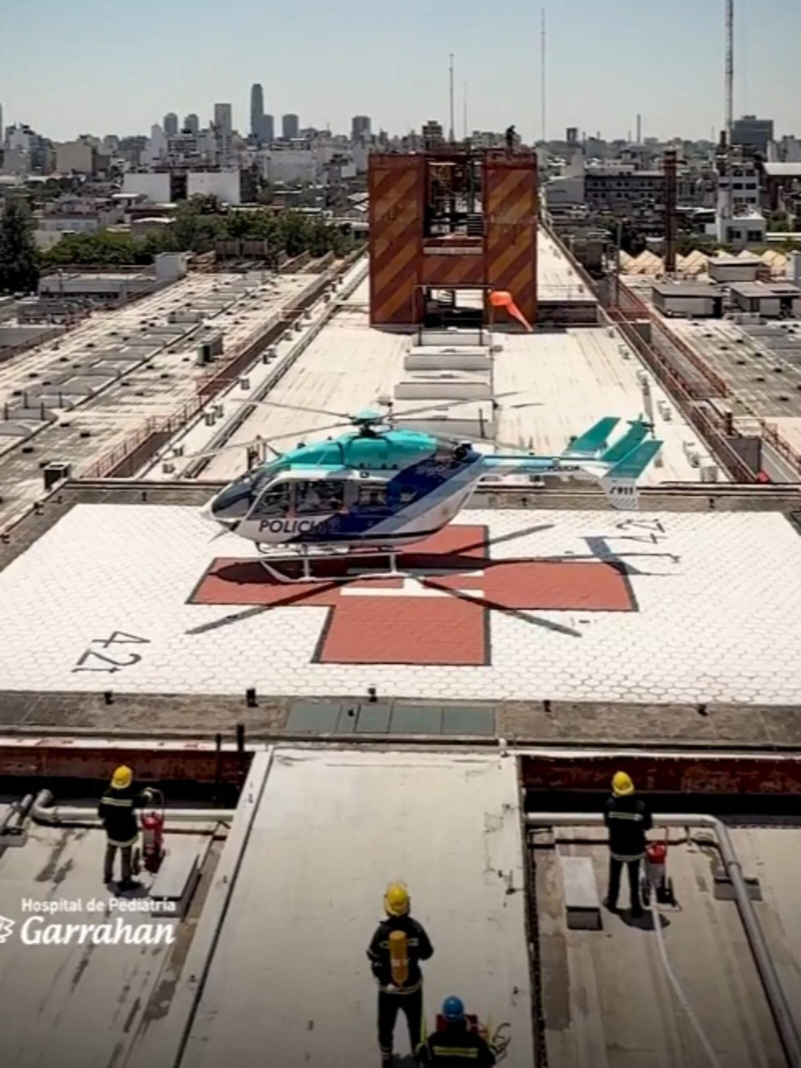 Después de cuatro años, el Garrahan volvió a operar su helipuerto para traslado pacientes.