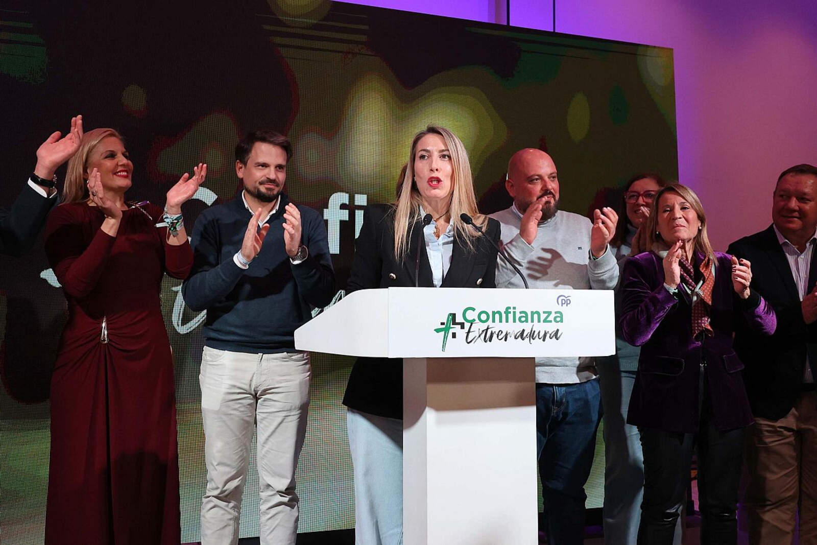 El PP, de la mano de María Guardiola, logró el 43% de los votos frente a un pobre desempeño del PSOE