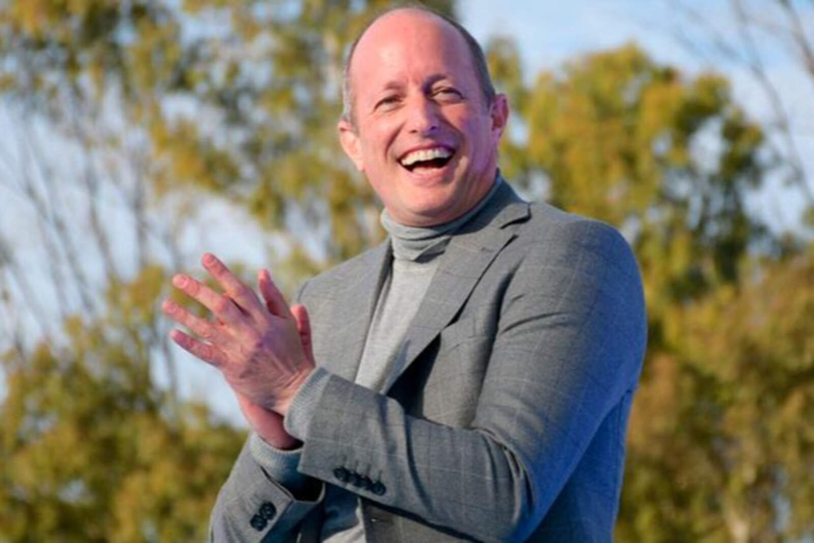 Martín Insaurralde volvió a la esfera pública