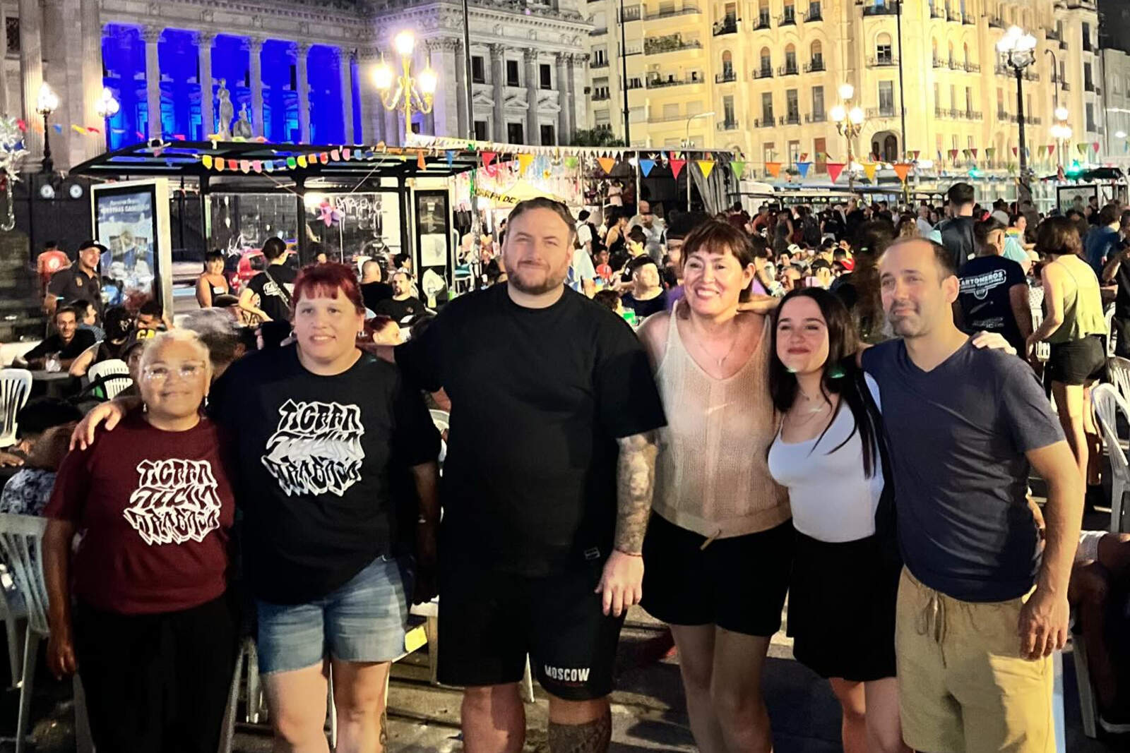 Ofelia Fernández asisitó a la cena solidaria por Navidad pero no ayudó a nadie