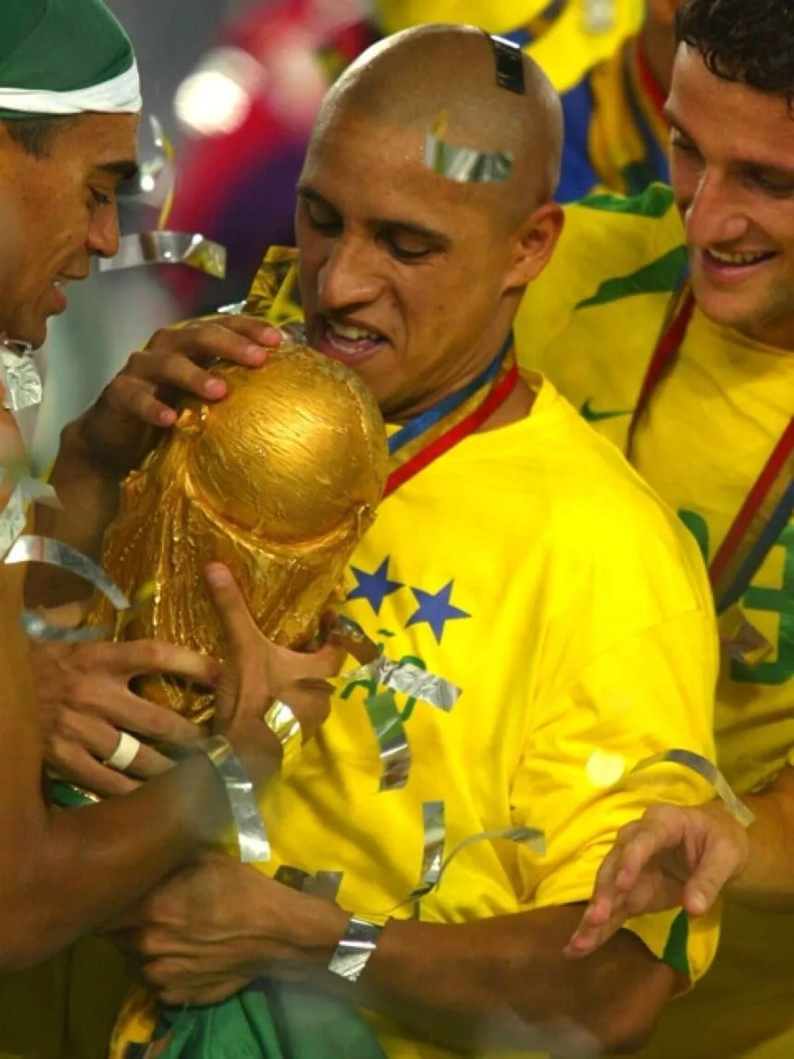 Roberto Carlos fue parte clave en el último título mundial de Brasil