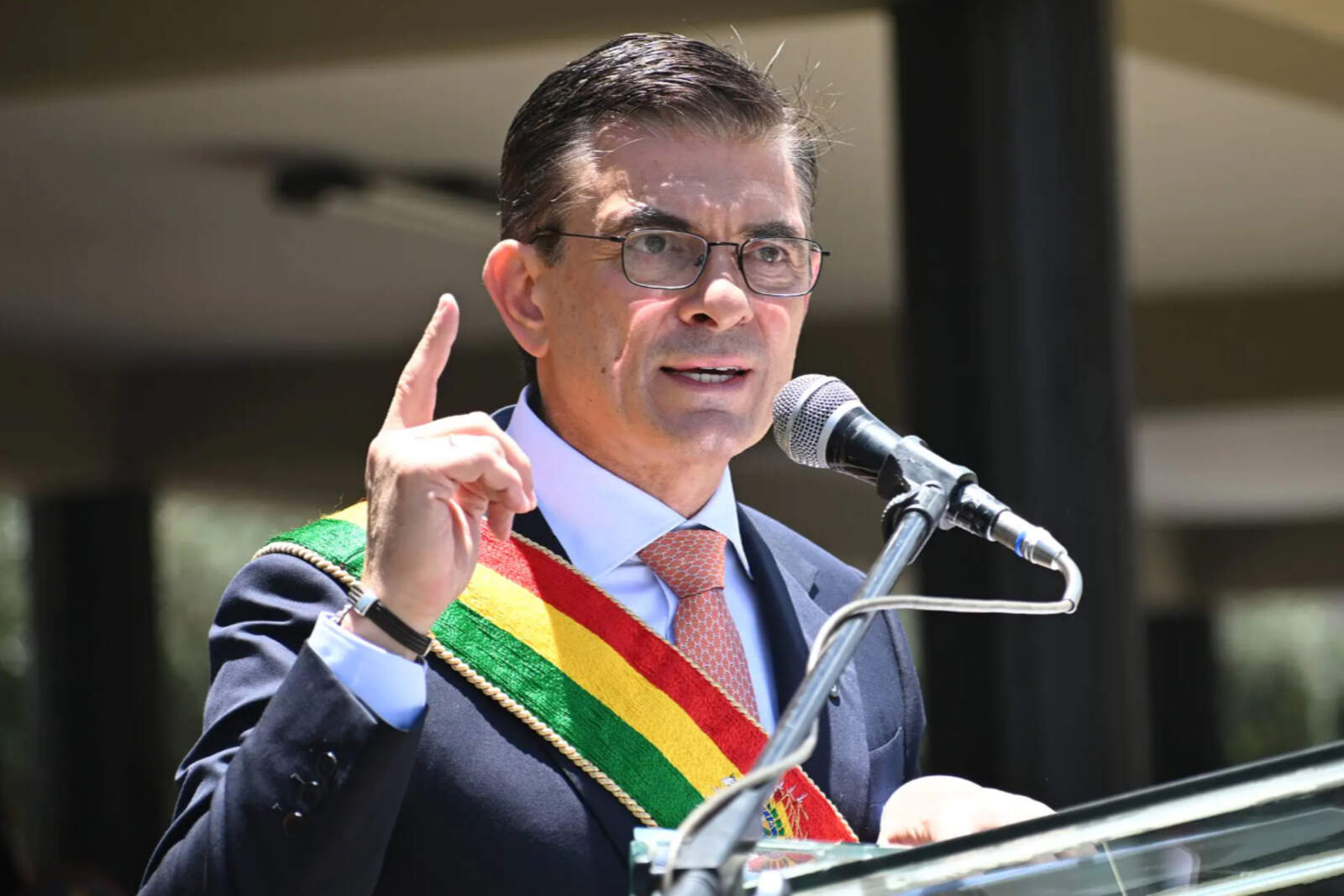 Washington apoyó el giro económico de Bolivia impulsado por el presidente Rodrigo Paz