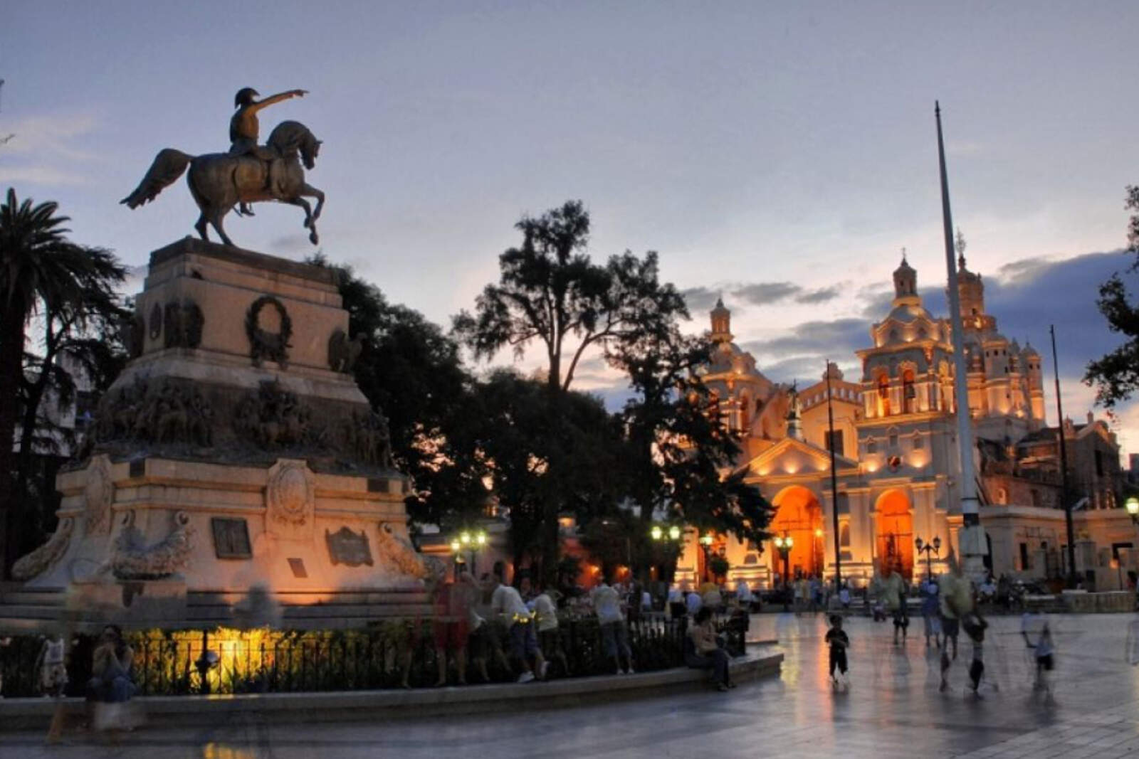 Córdoba, el destino turístico que lo tiene todo: naturaleza, aventura y tradición