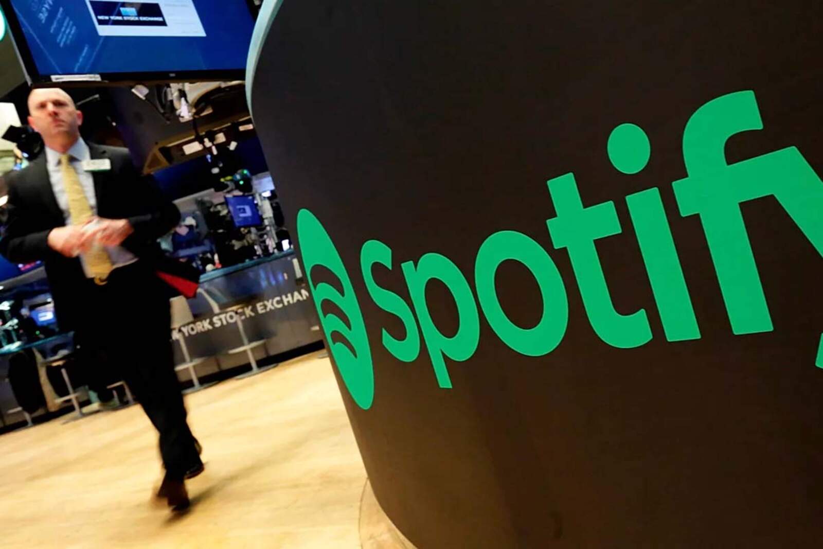 Un colectivo digital asegura haber copiado casi por completo Spotify
