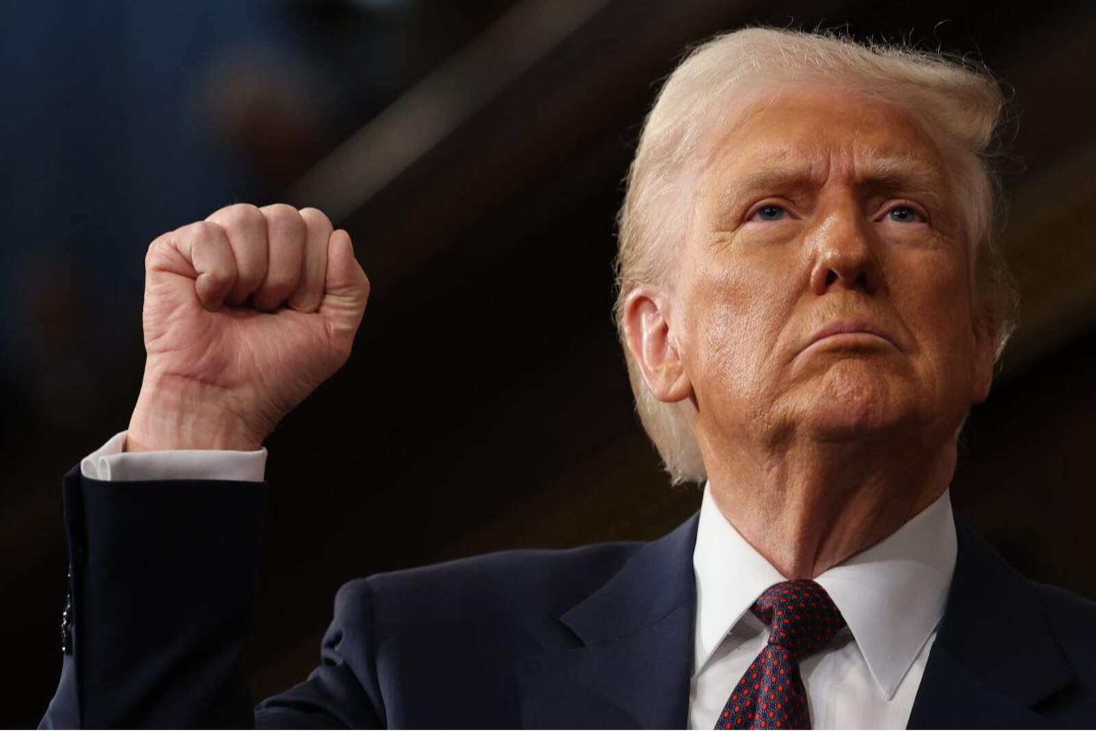 El presidente estadounidense acusa a la BBC de difamación e interferencia electoral