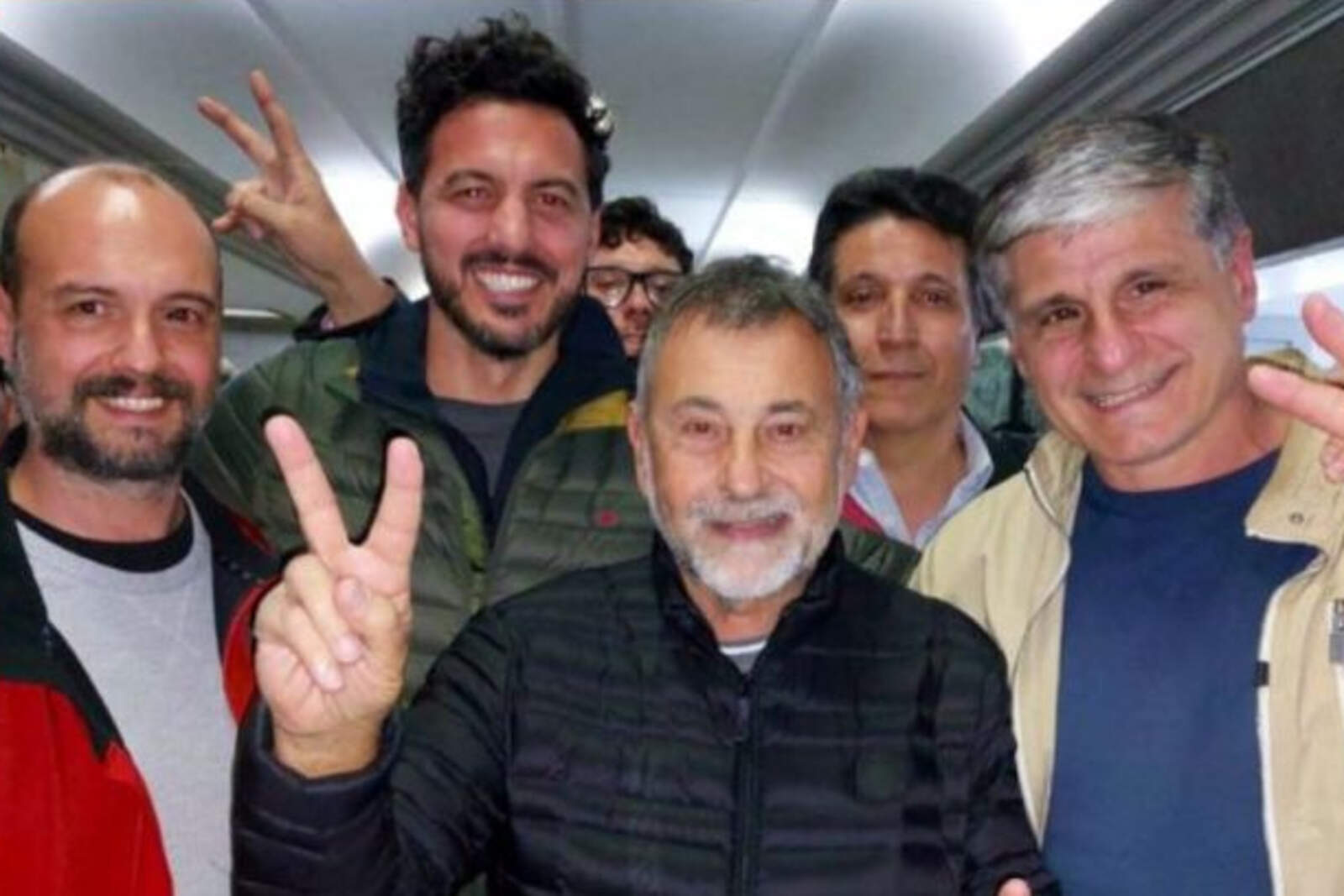 El intendente Raúl Cardinali agredió verbalmente a un grupo de vecinos durante la realización de un acto público.