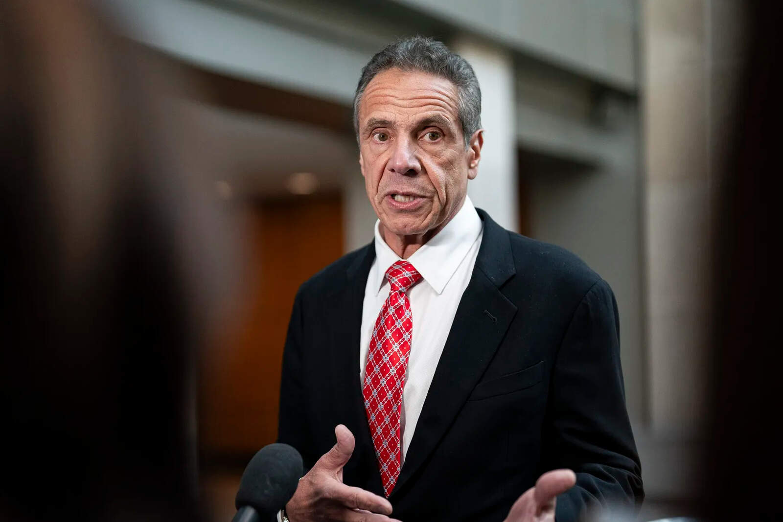 El exgobernador neoyorquino lanzó fuertes críticas contra el yihadista