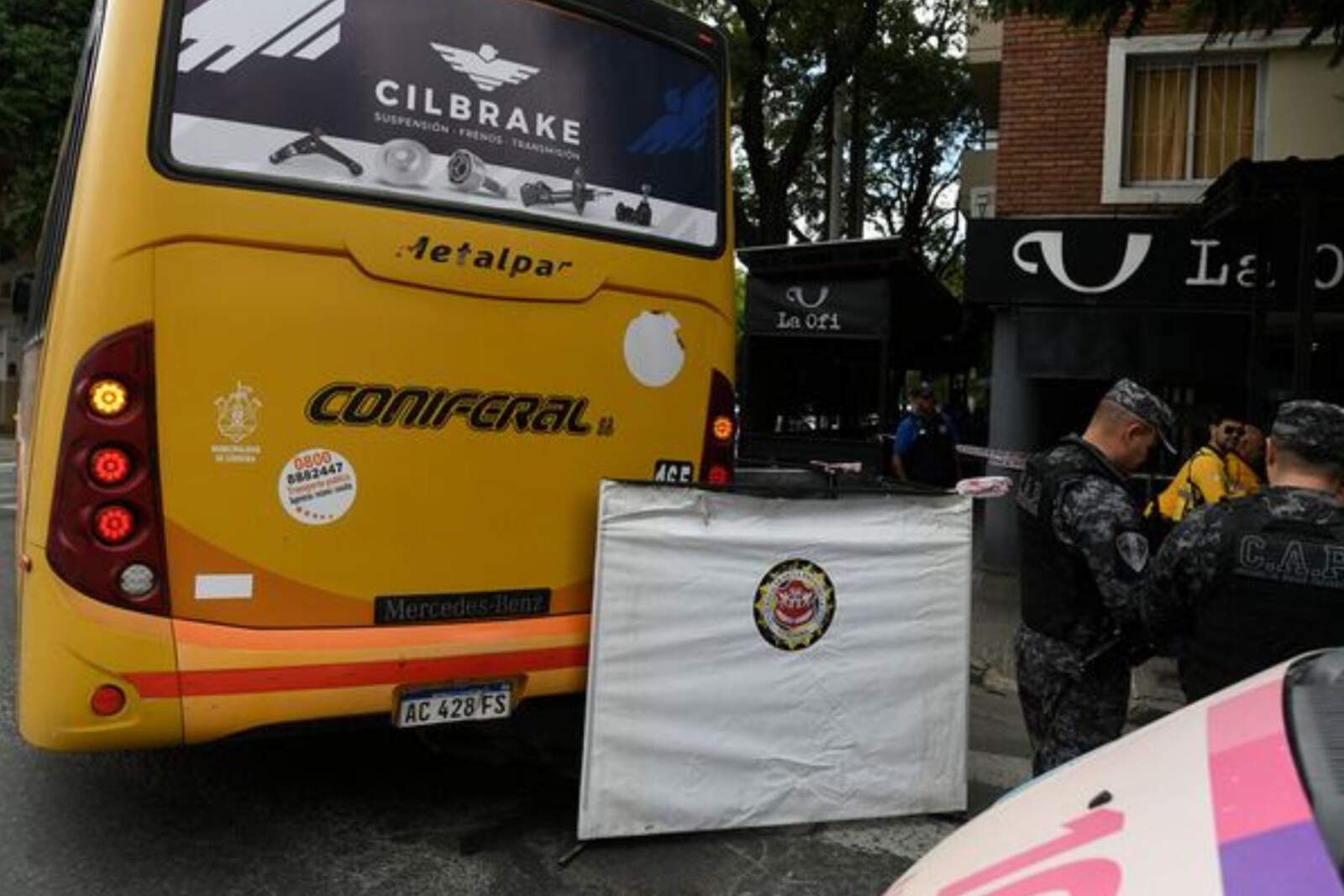 Este nuevo hecho se suma a una seguidilla de incidentes viales protagonizados por unidades del transporte urbano
