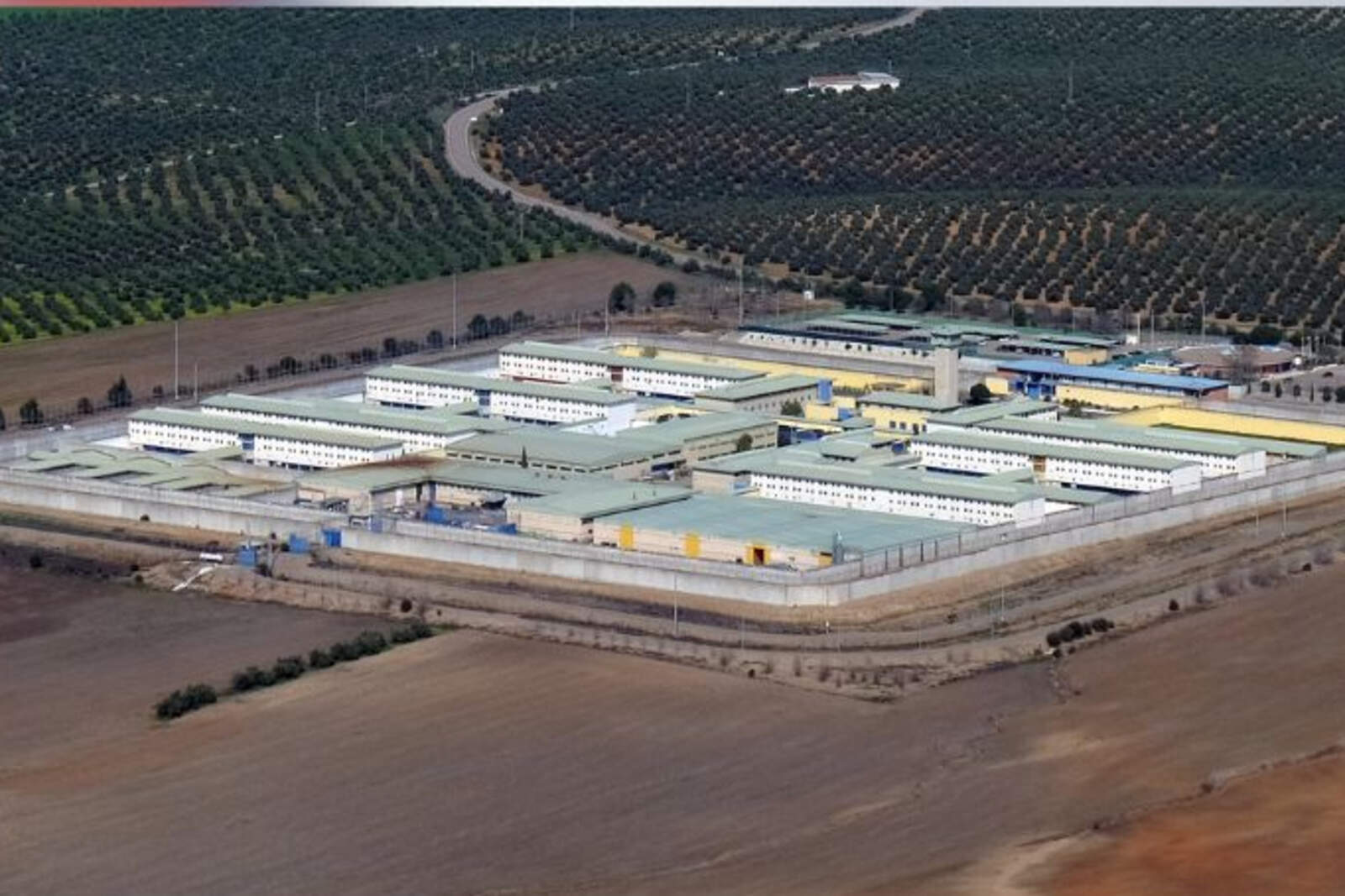 Los delitos contra la propiedad privada predominan con el 41,5% de los casos.