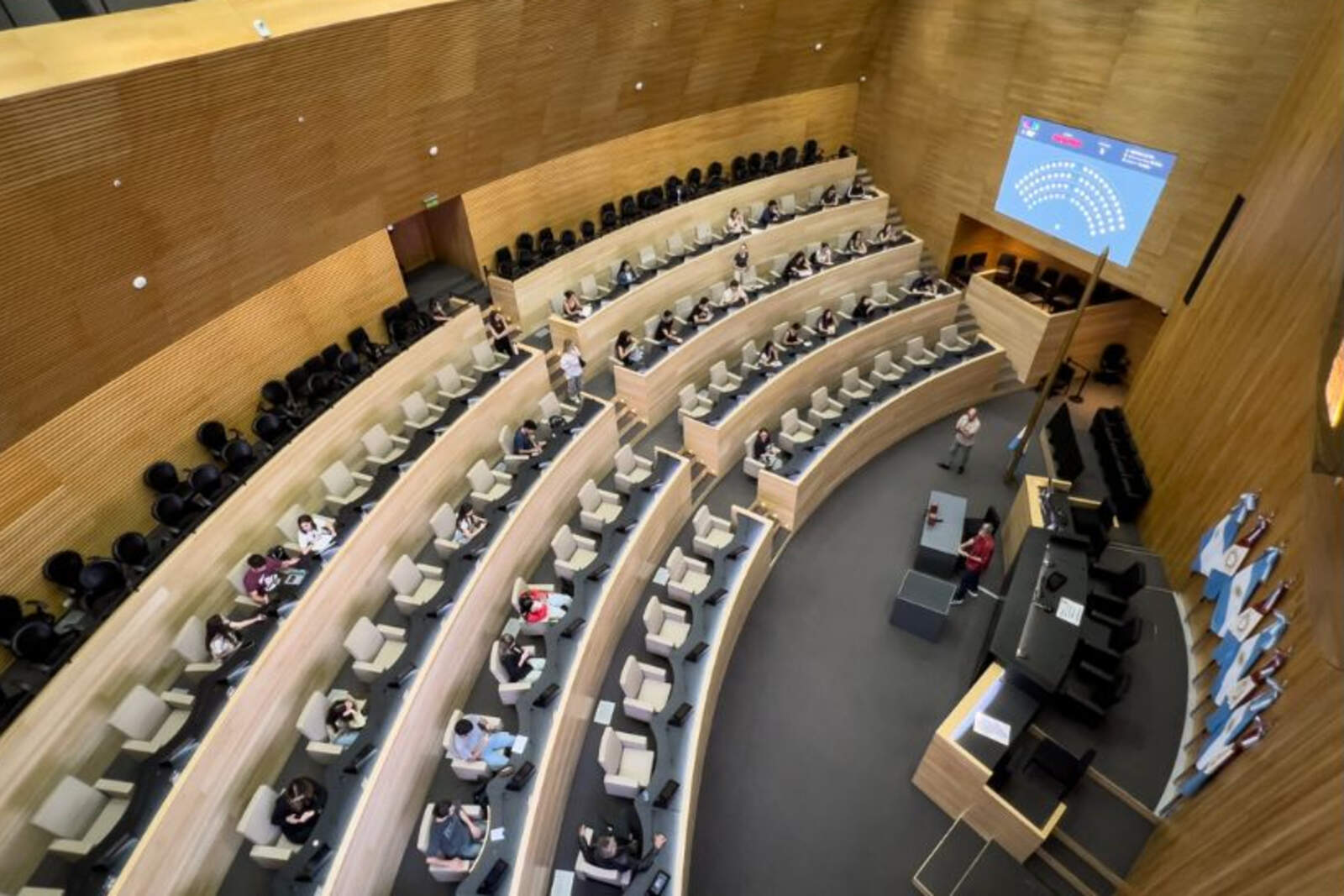 El gasto en el concepto de cortesía y homenaje ascendió a 335,9 millones durante el 2025