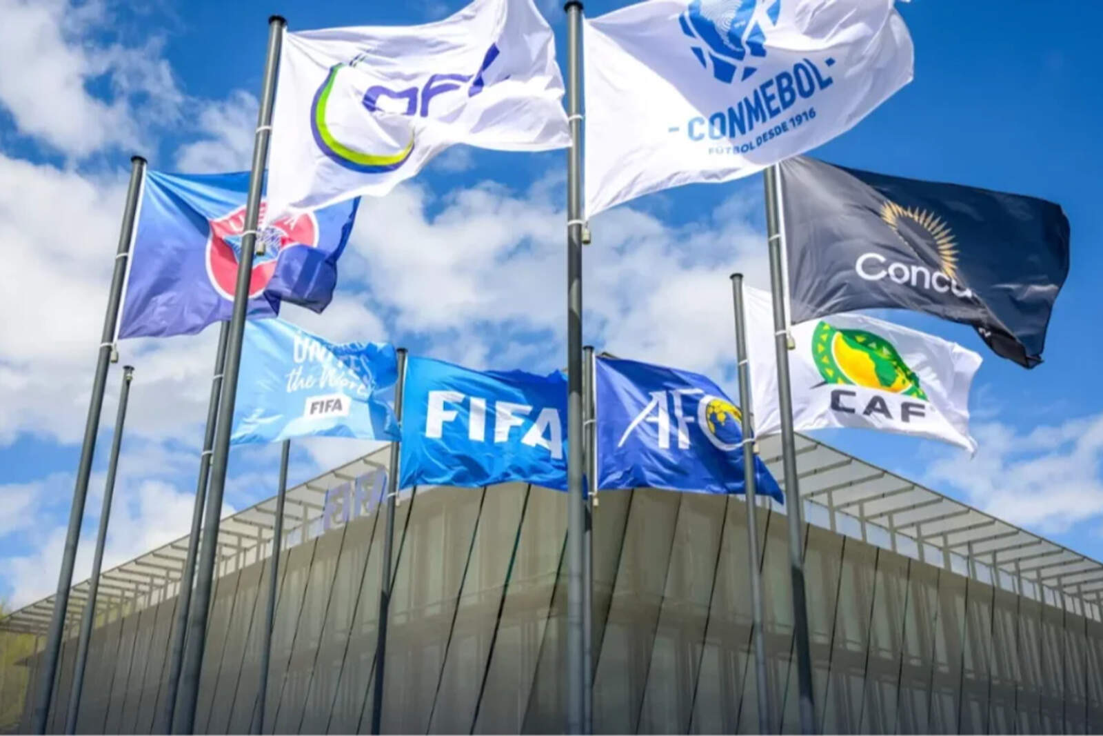 Participan selecciones de todas las confederaciones