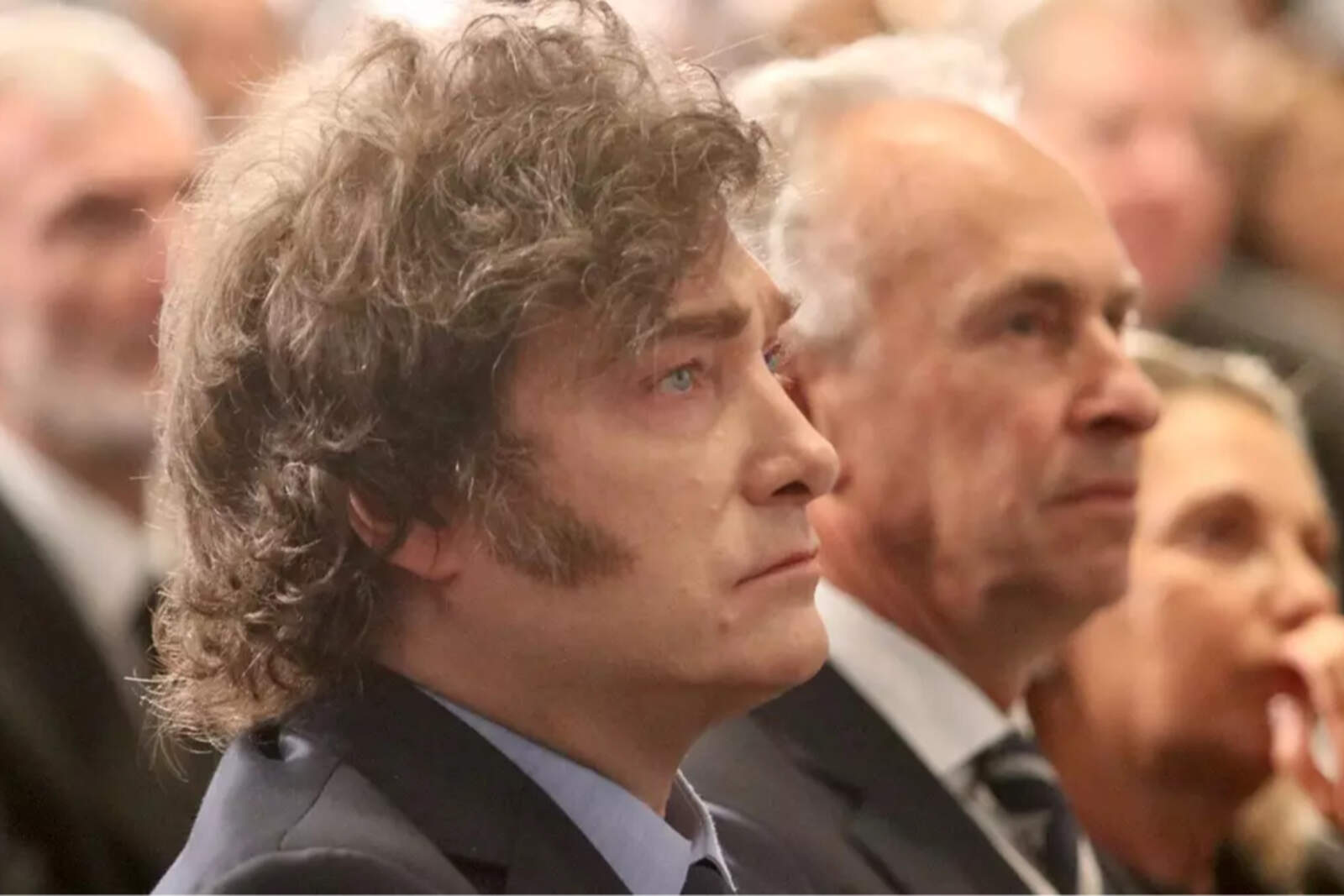 Javier Milei espectando el evento.