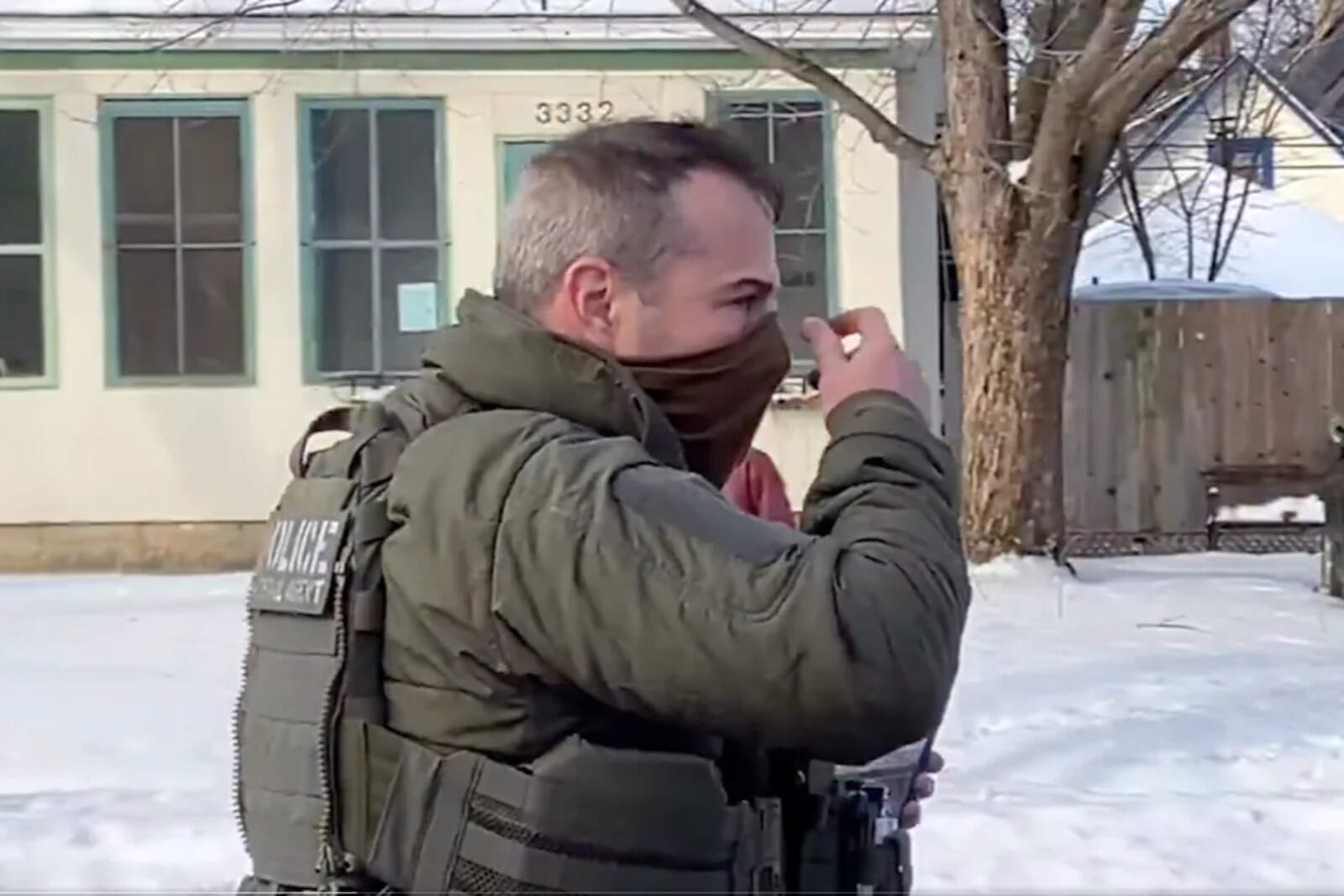 El oficial Jonathan Ross.