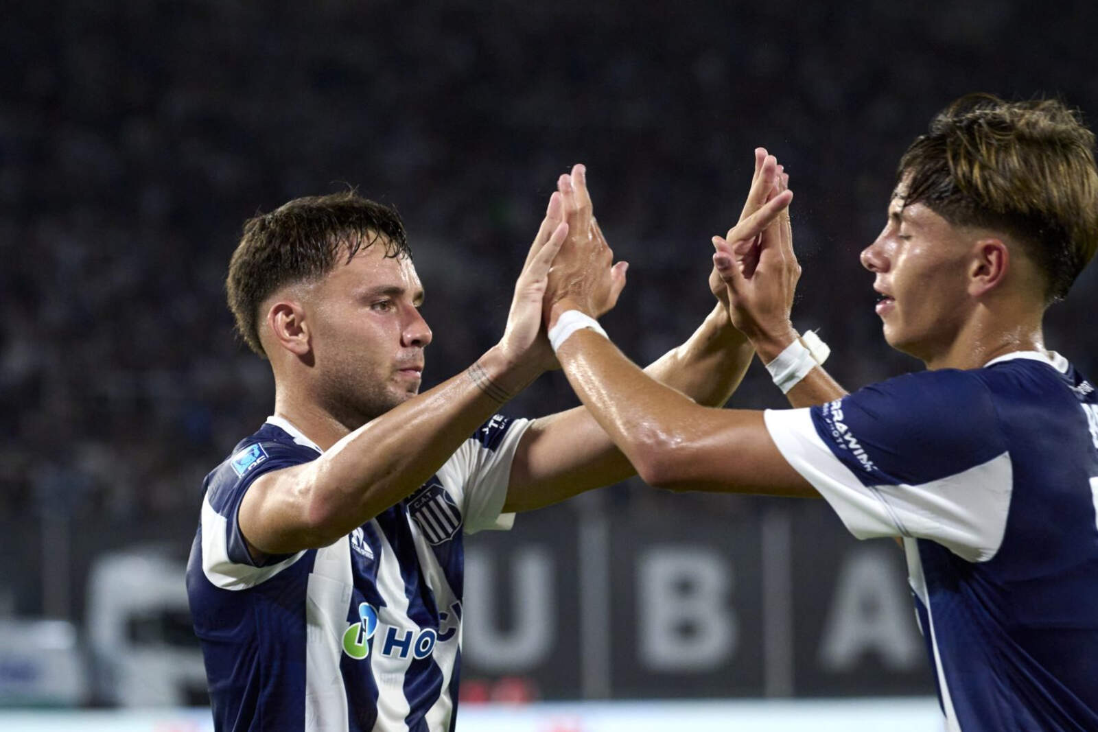 Los juveniles están cumpliendo en Talleres.