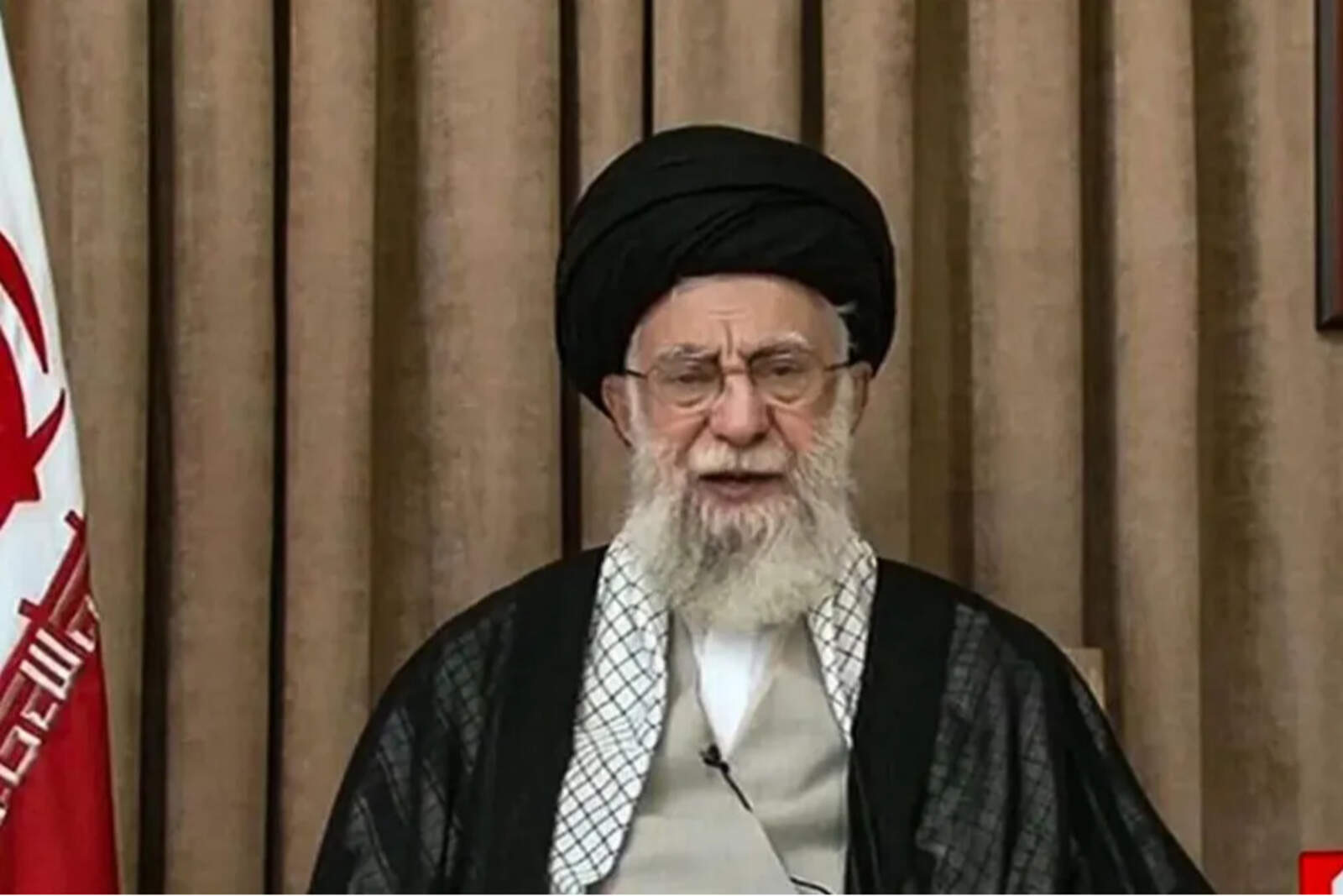 El dictador Jamenei lanzó duras críticas contra Trump 