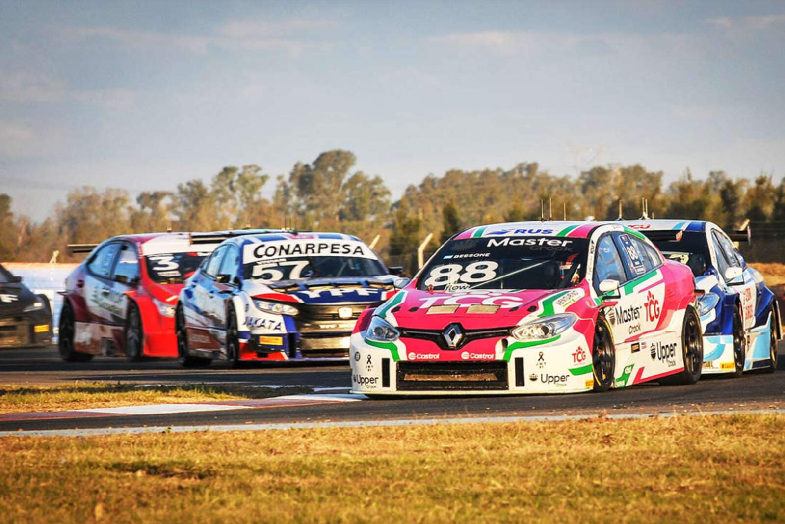 Los ingenieros aplicaron una fórmula denominada E40, compuesta por una mezcla de 40% de bioetanol de maíz y el resto de nafta de calidad premium