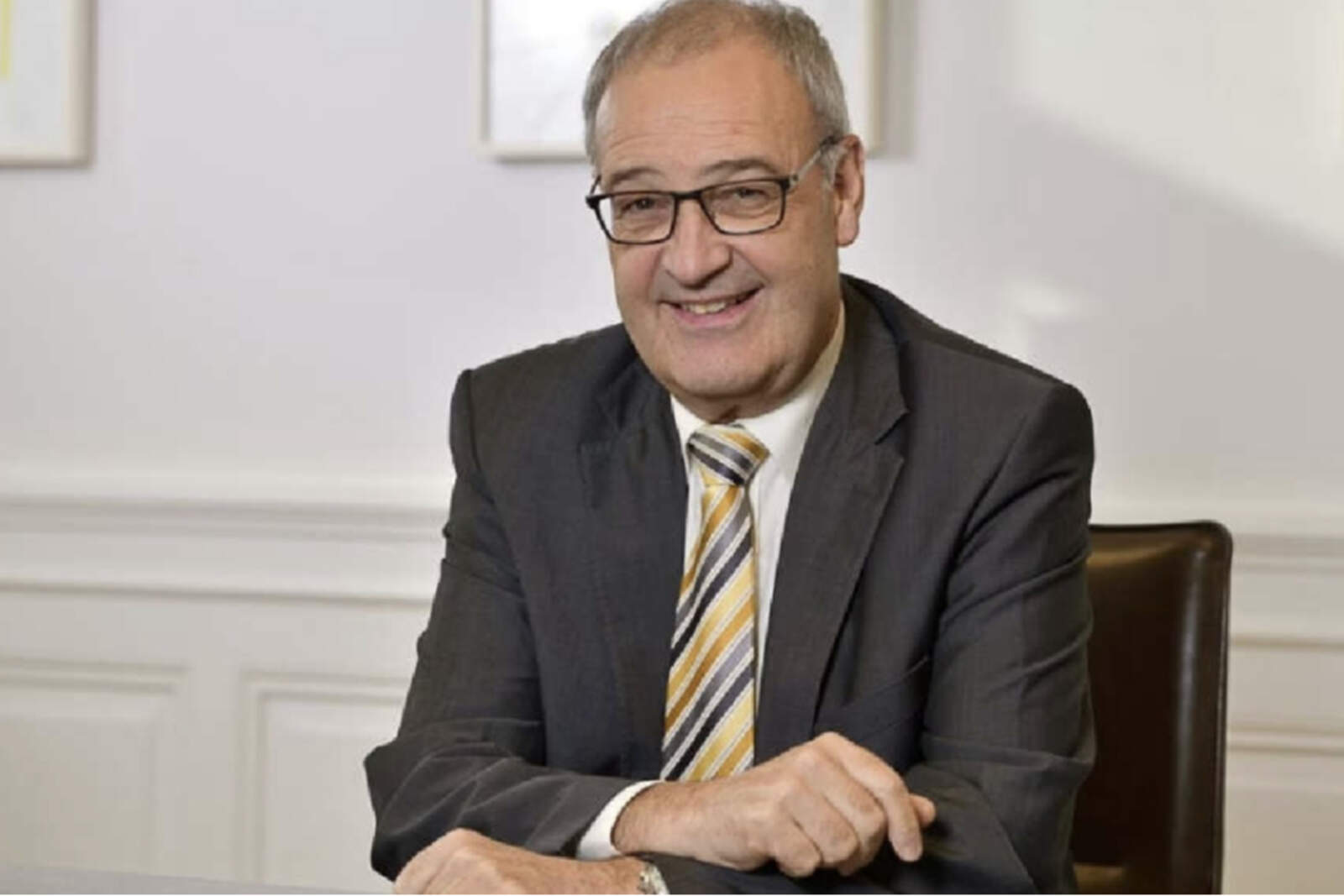 Guy Parmelin, Presidente de la Confederación Suiza (Como un Jefe de Gabinete)