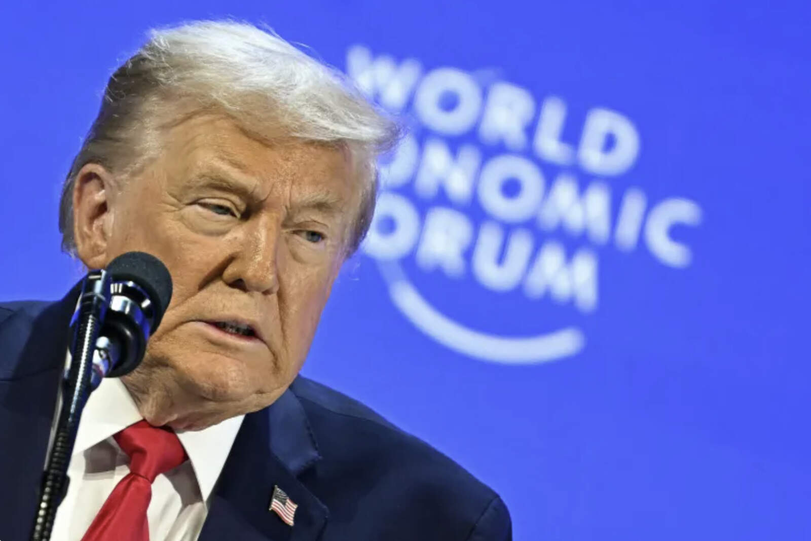 El Presidente estadounidense fue muy crítico con Europa y las energías verdes