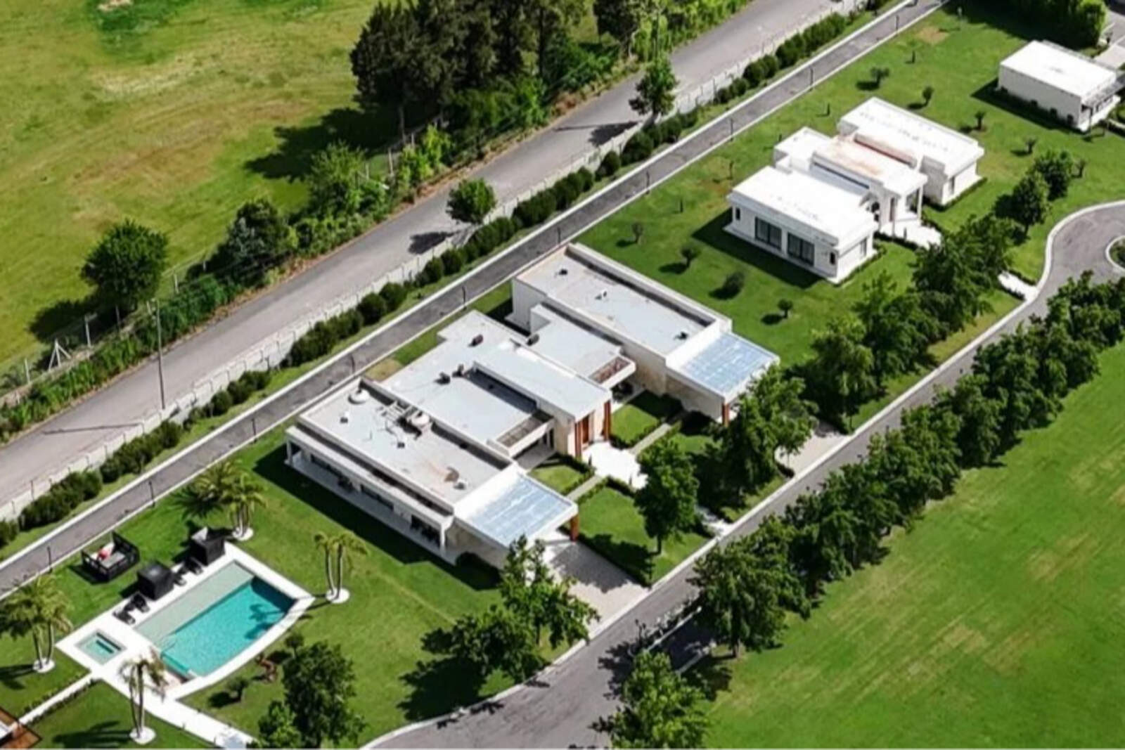 La polémica mansión de Pilar vinculada a Tapia y Pablo Toviggino.