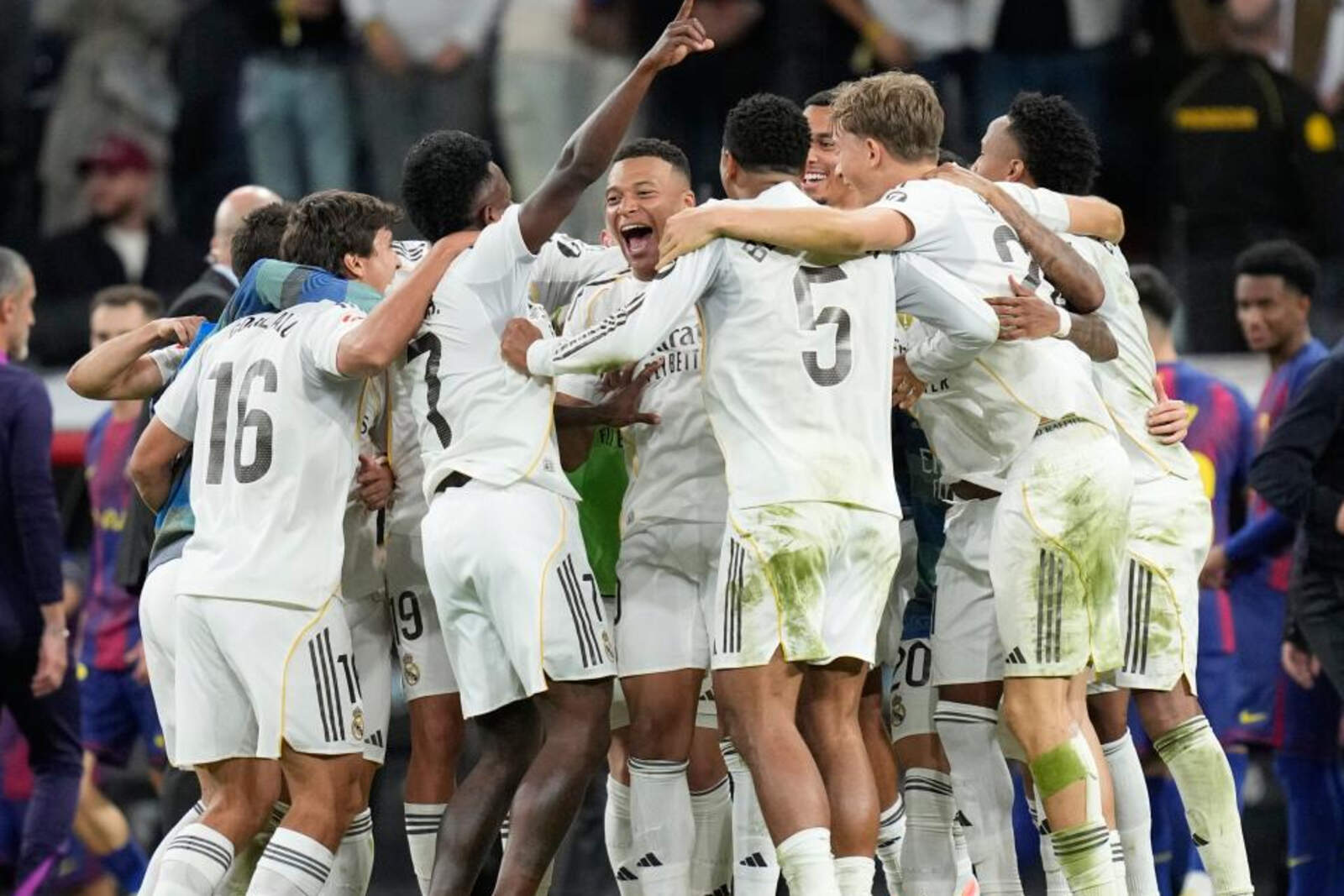 El Real Madrid volvió a superar la barrera de los mil millones