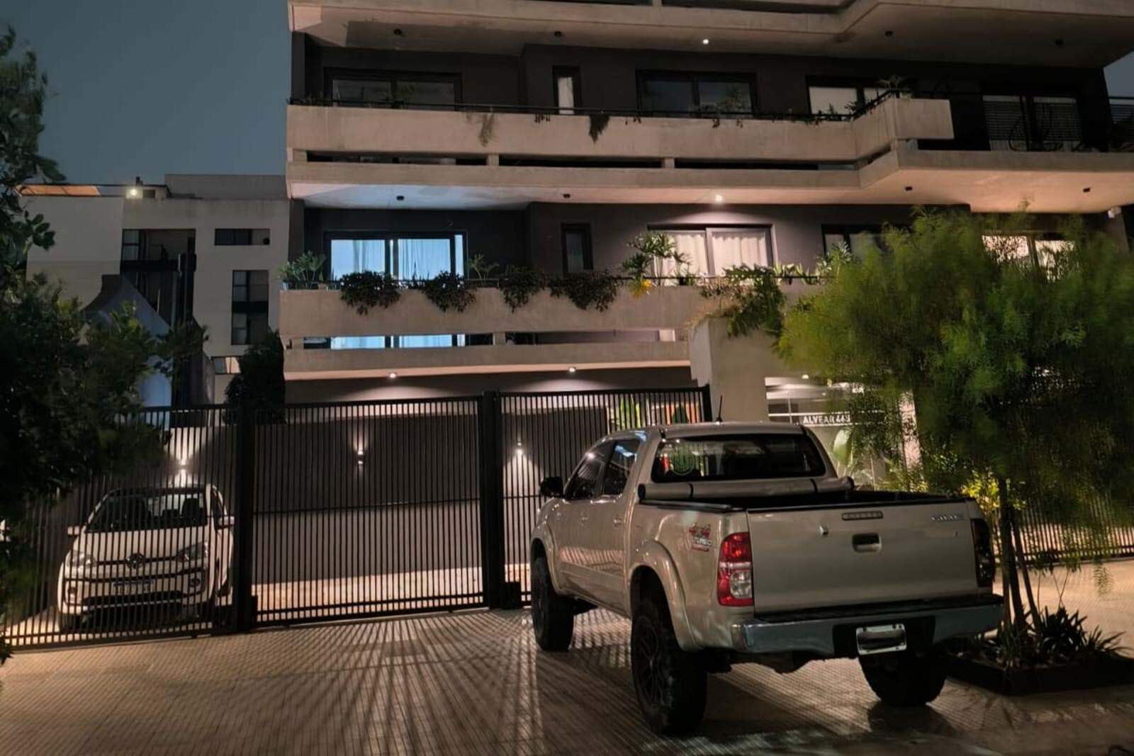 ¿Cómo fue el intento de robo en el edificio?