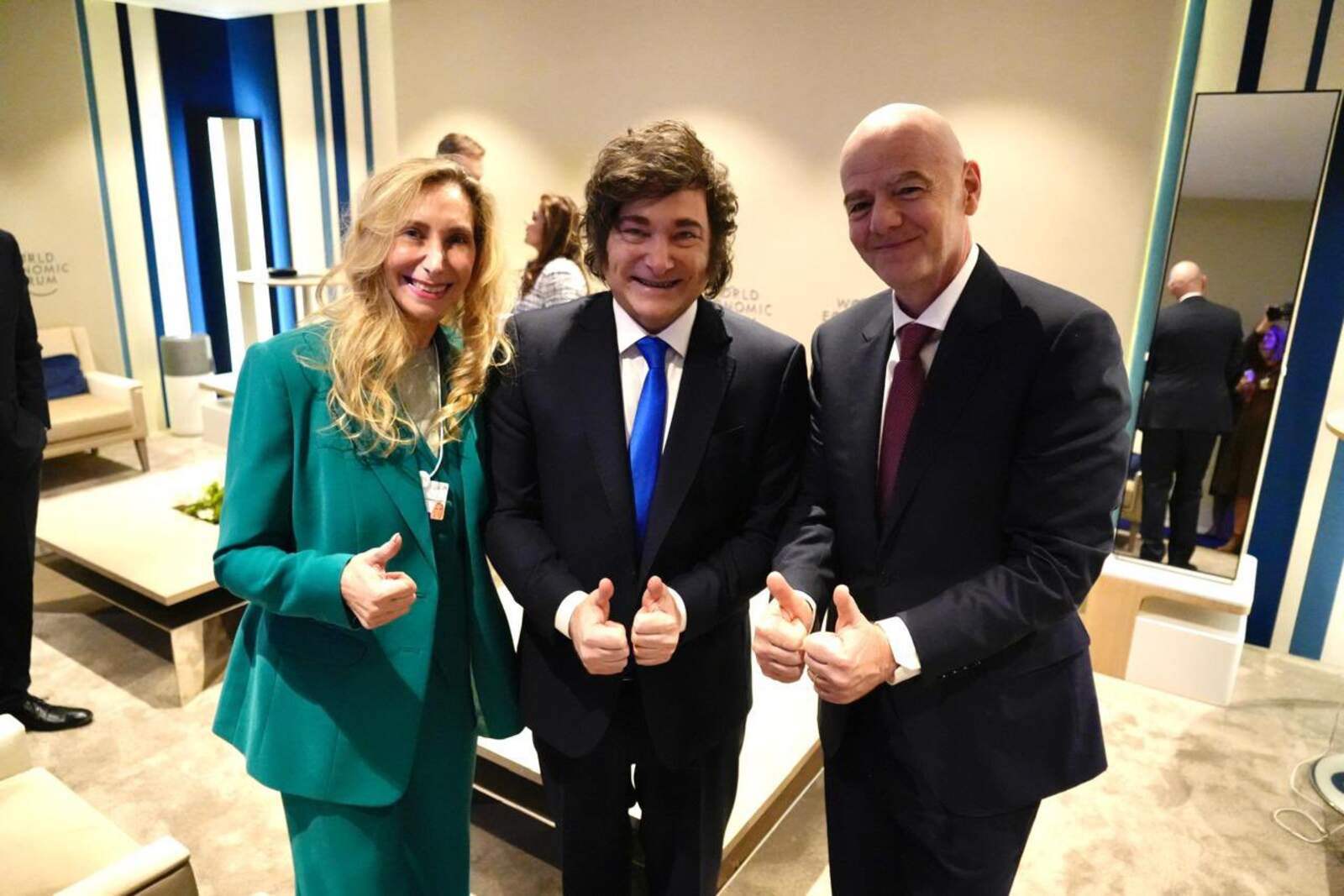 Karina Milei, Javier Milei y Gianni Infantino en Davos