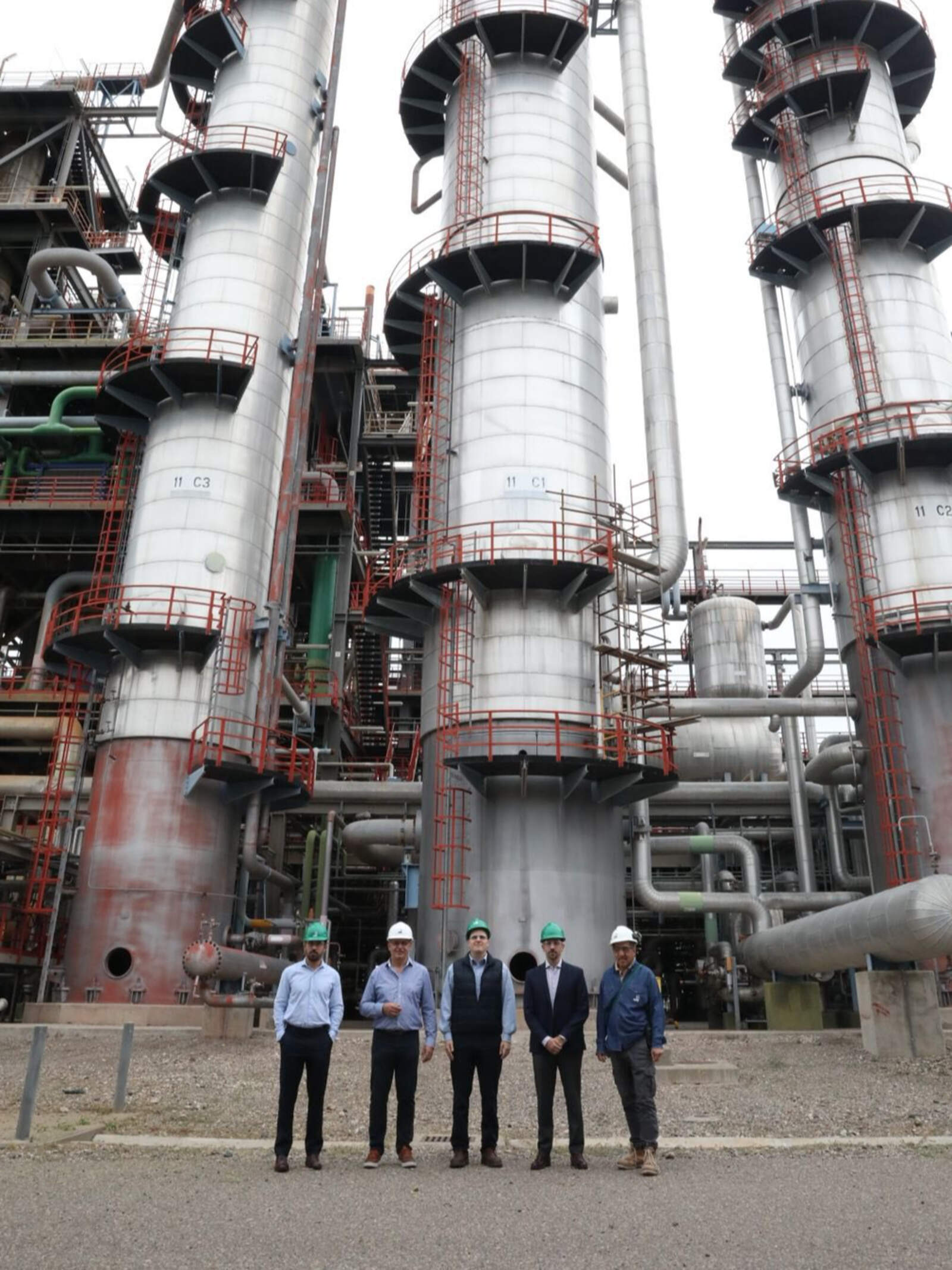 La visita a la Planta Industrial de Agua Pesada.