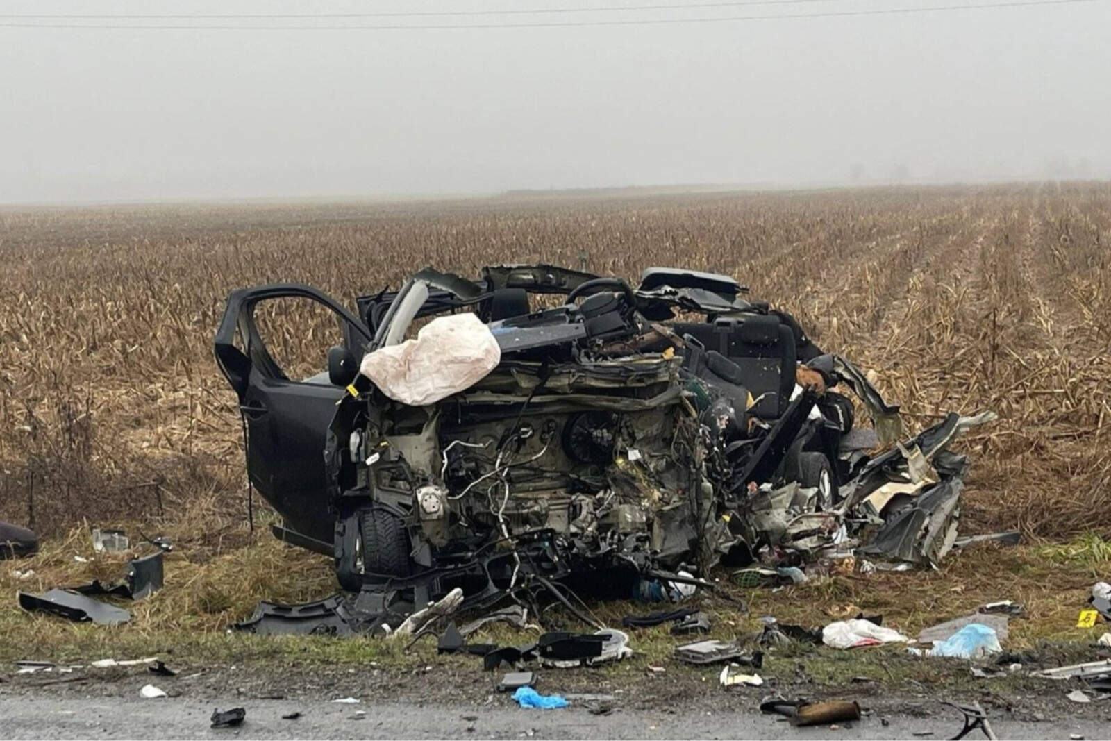 Así quedó la minivan tras el fatal accidente