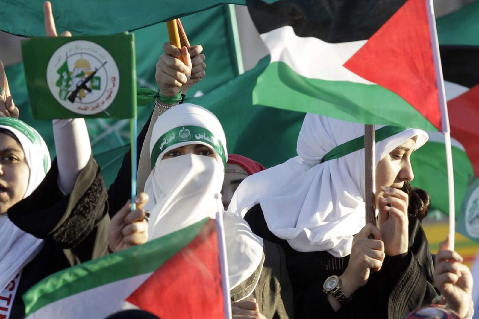 El Gobierno declaró terroristas a capítulos de la Hermandad Musulmana