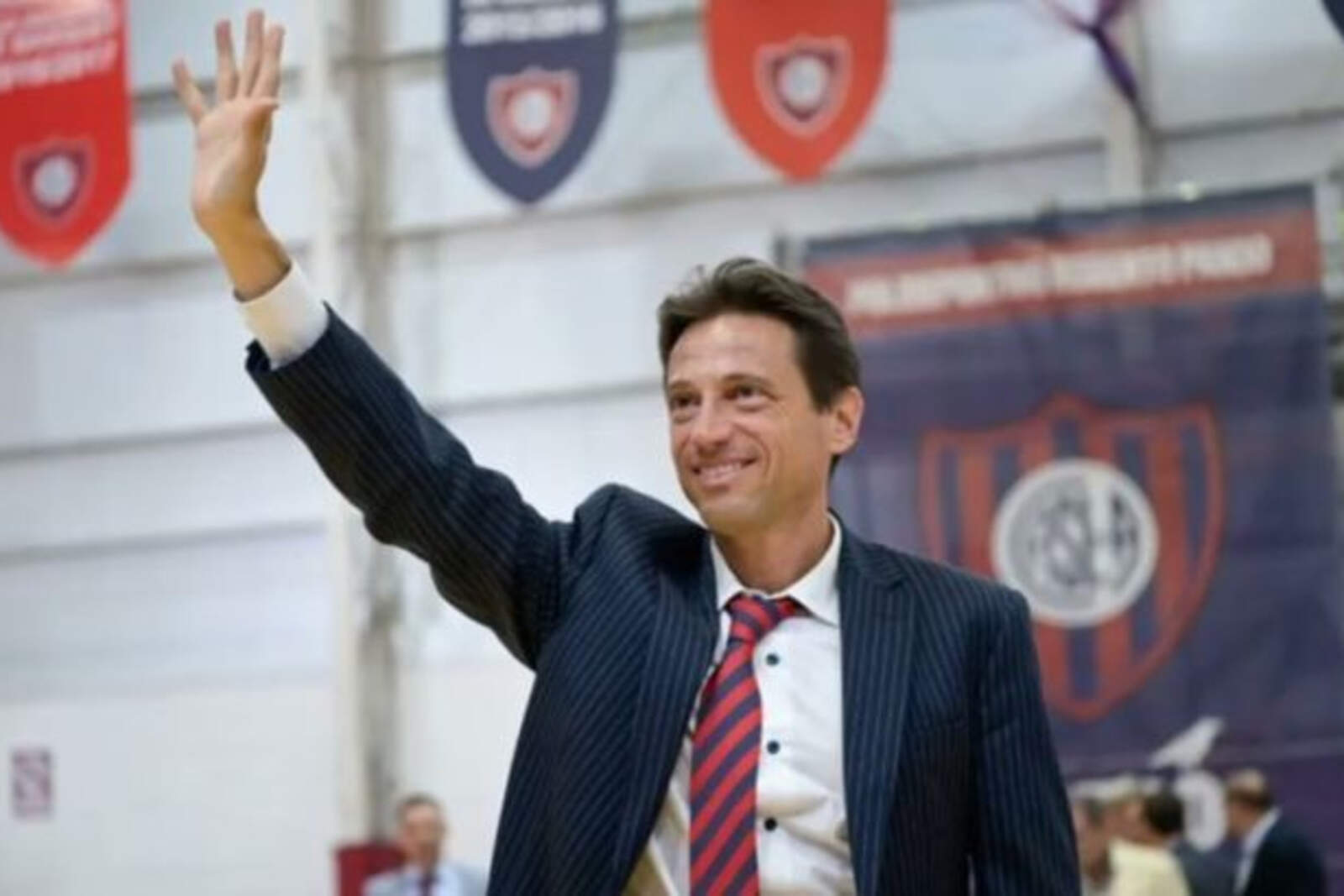 Moretti cree que en caso de presentarse puede ganar las elecciones de mayo