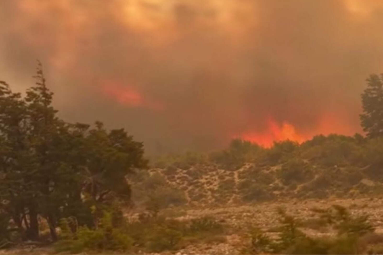Detienen a un mochilero por provocar un incendio intencional de pastizales en Chubut