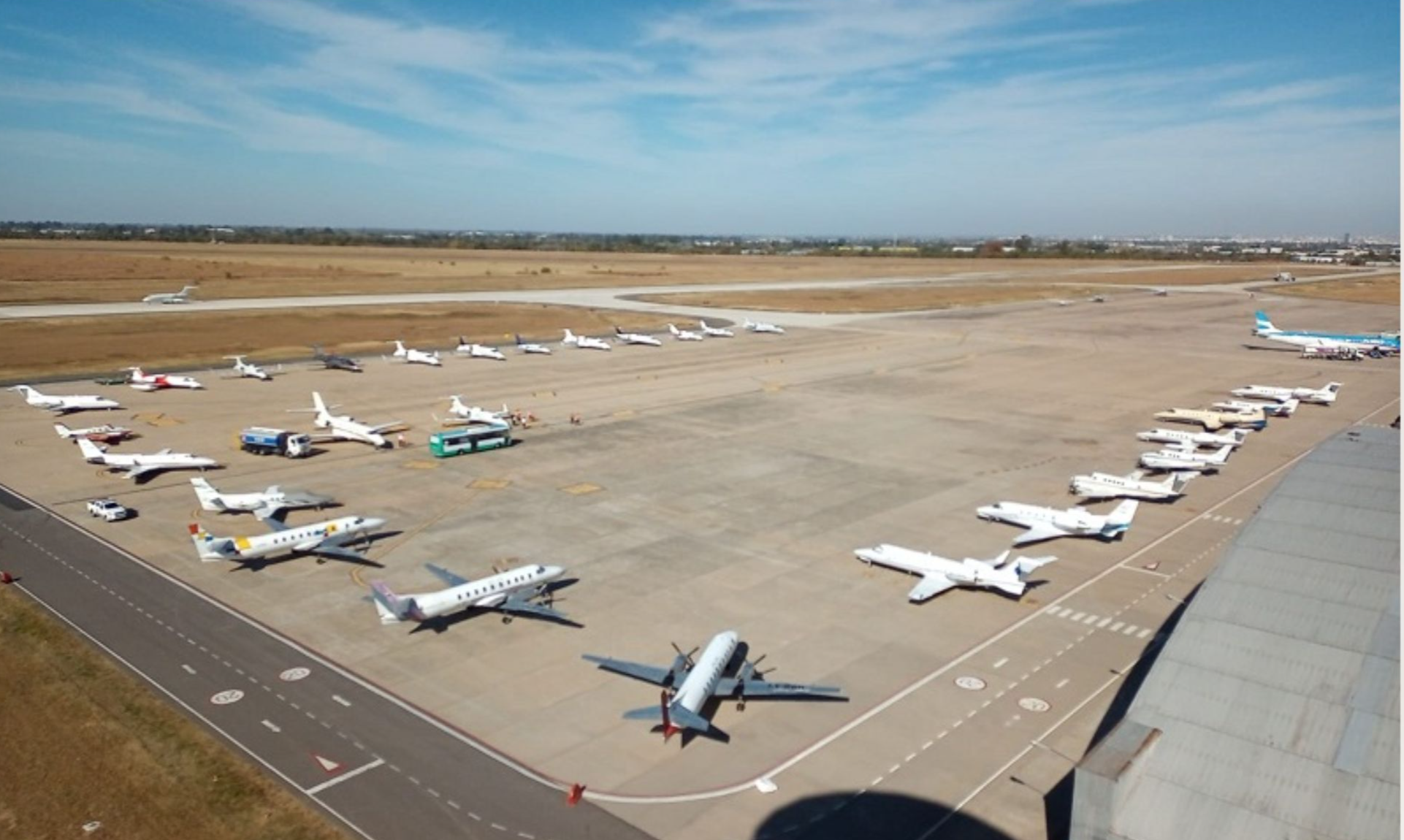 Los vuelos privados y corporativos ya representan el 30% de los movimientos totales en la red nacional.