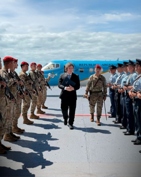 El evento contó con una fuerte presencia de la primera línea política y el gabinete nacional