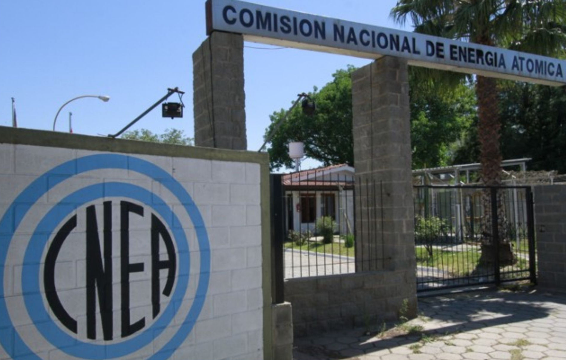 La planta ha operado durante décadas cumpliendo con las normativas internacionales de la Autoridad Regulatoria Nuclear.