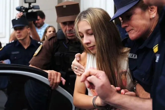 Nahir Galarza was allowed to leave prison temporarily for “humanitarian reasons”