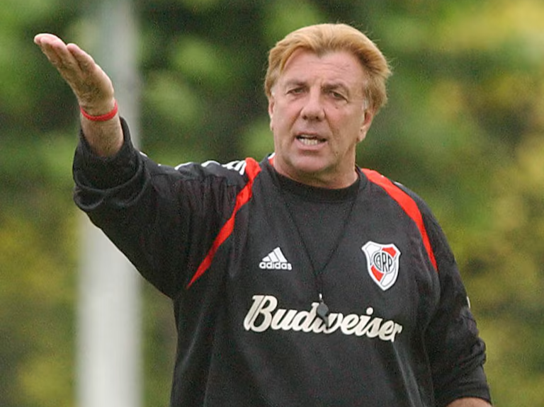 Coudet igualó la marca con la que debutó Mostaza Merlo en River