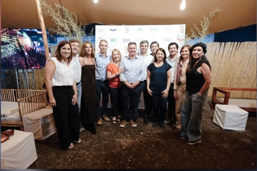 El intendente Zarate ya recibió a Bornoroni y el bloque libertario de la Cámara de Diputados en el Festival de Jesús María.