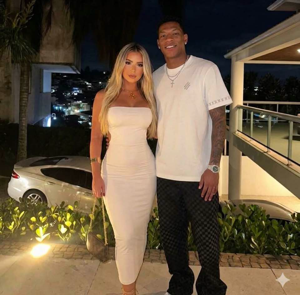 Giulana Arruda junto con Gonzalo Plata