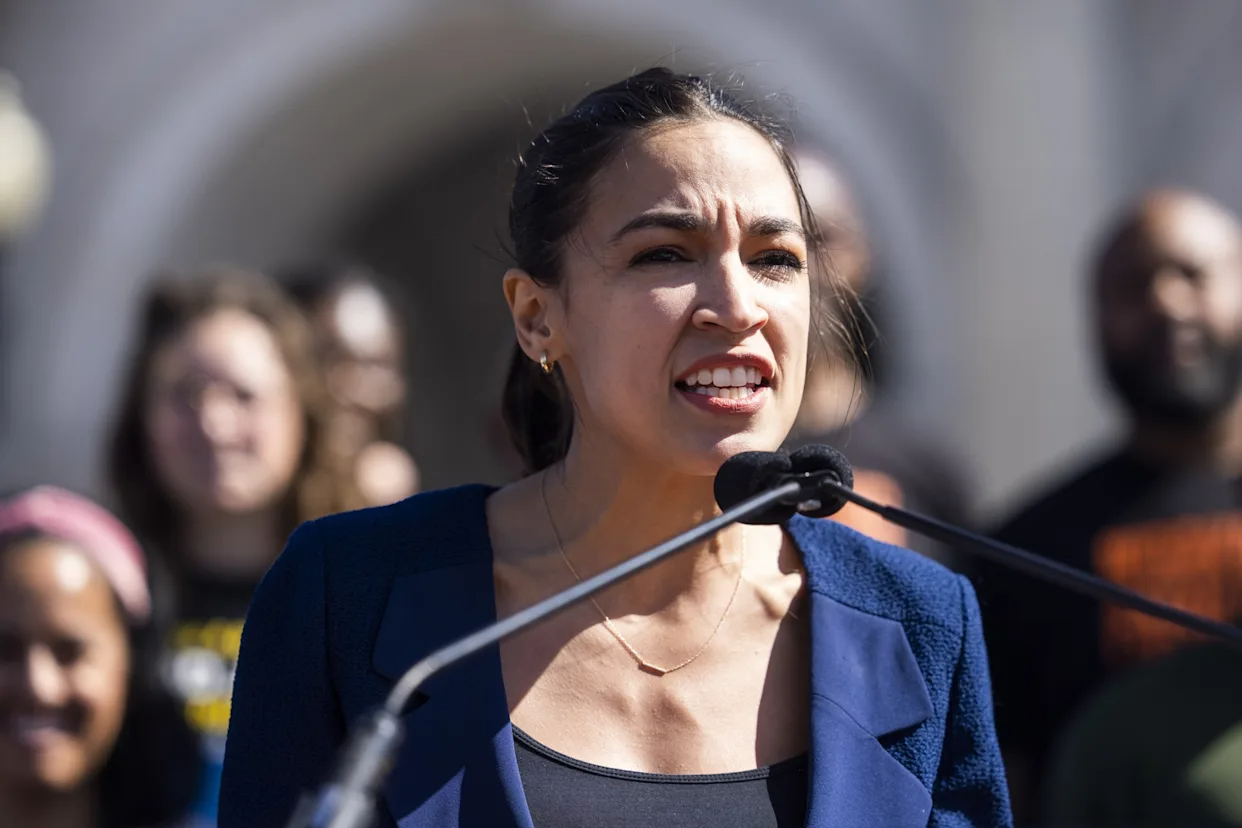 Ocasio-Cortez has used the discourse of apparent transparency throughout her political career, but her financial movements demonstrate a different scenario