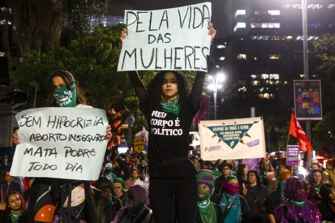 Feministas brasileras.
