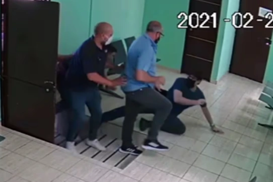 They convicted a UTA trade unionist who attacked a businessman and blocked his business