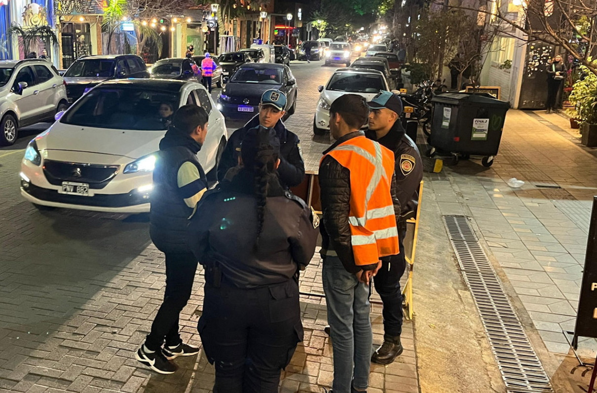 El año pasado hubo más de 300 cuidacoches ilegales detenidos en Córdoba