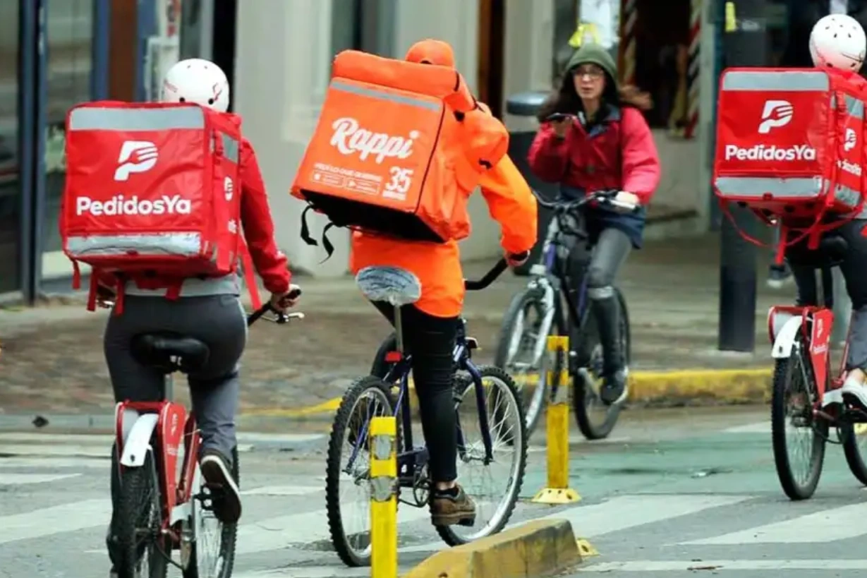 Repartidores de Córdoba proponen usar rastreo satelital para prevenir robos en la calle