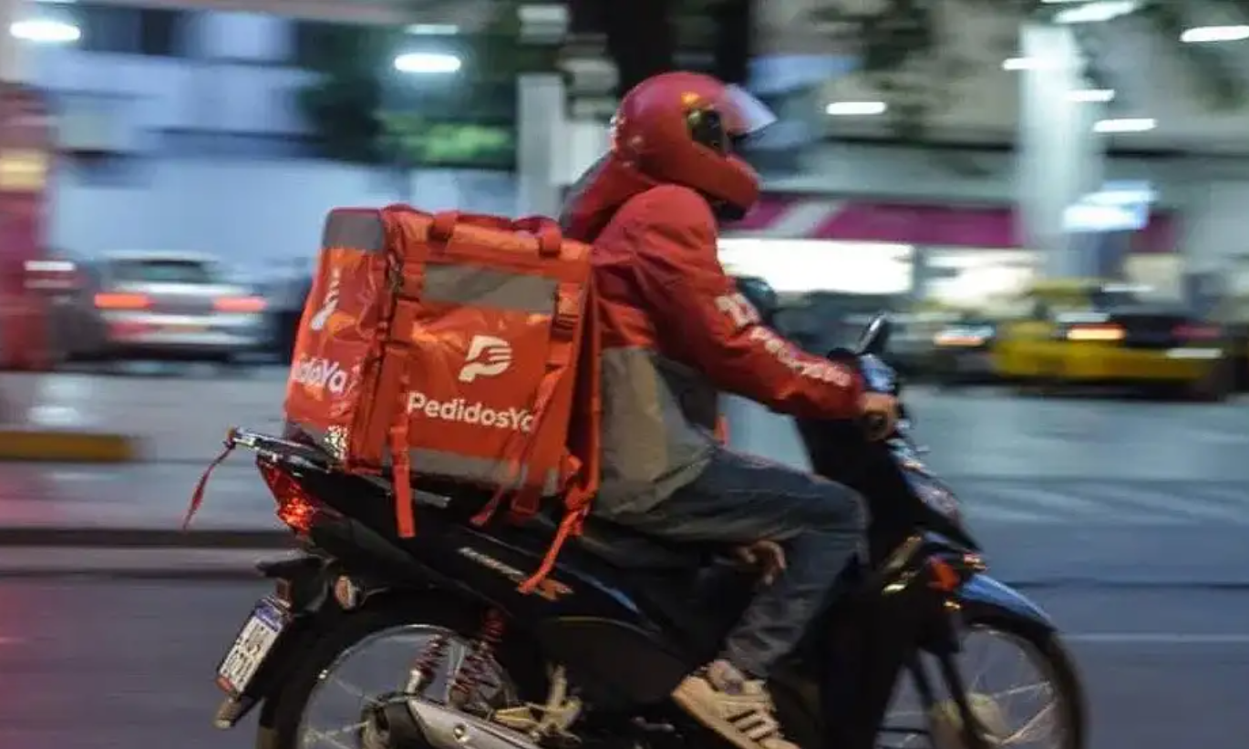 El proyecto central consiste en instalar dispositivos GPS con seguimiento satelital en las motocicletas para disminuir la cantidad de asaltos